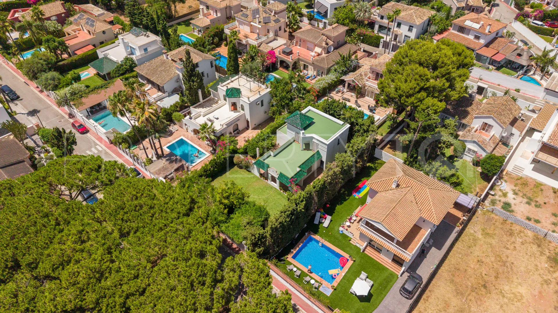 Artola, villa en venta de 4 dormitorios