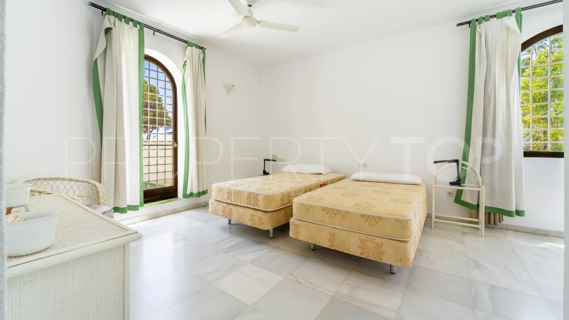 Artola, villa en venta de 4 dormitorios