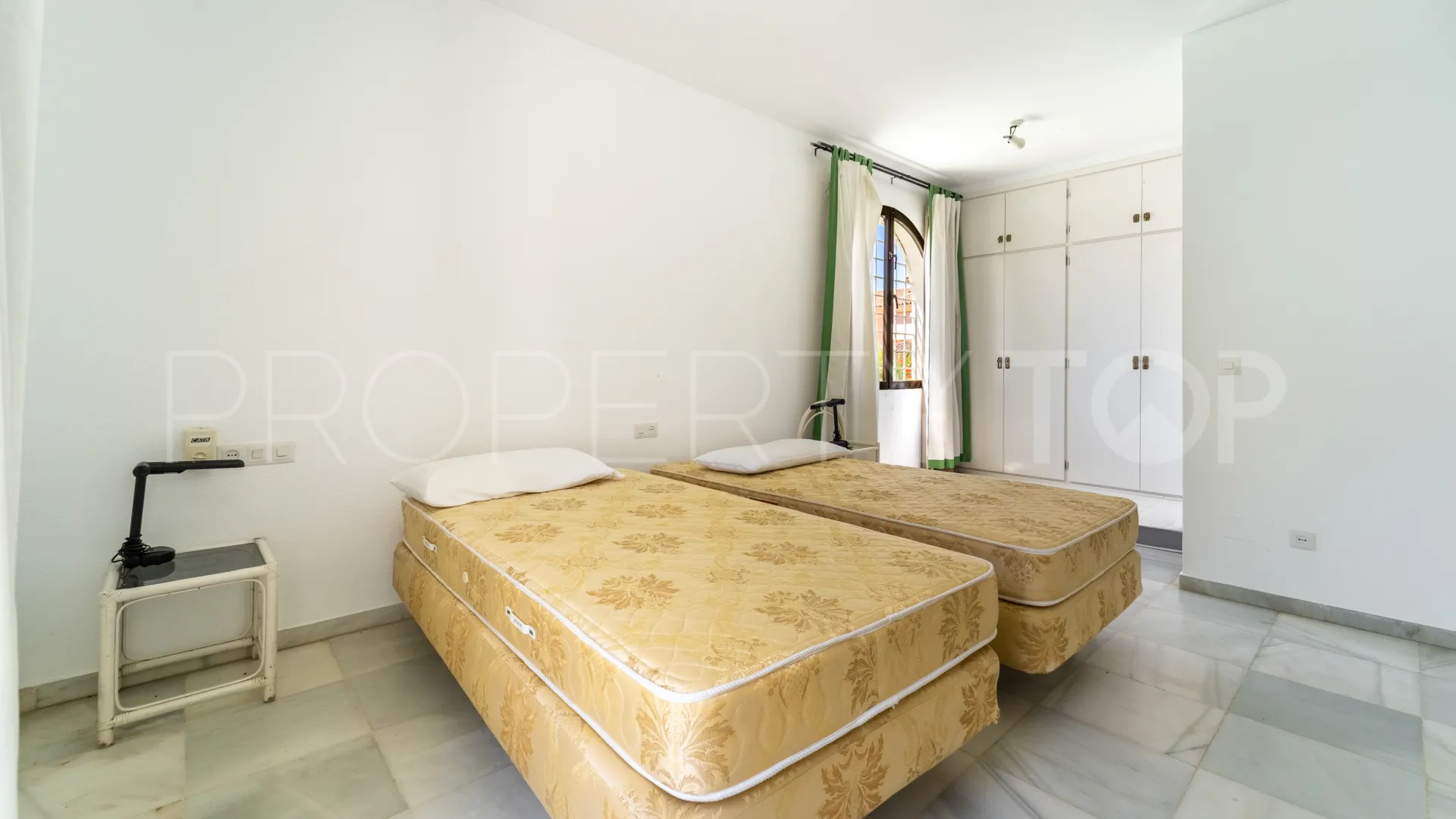 Artola, villa en venta de 4 dormitorios