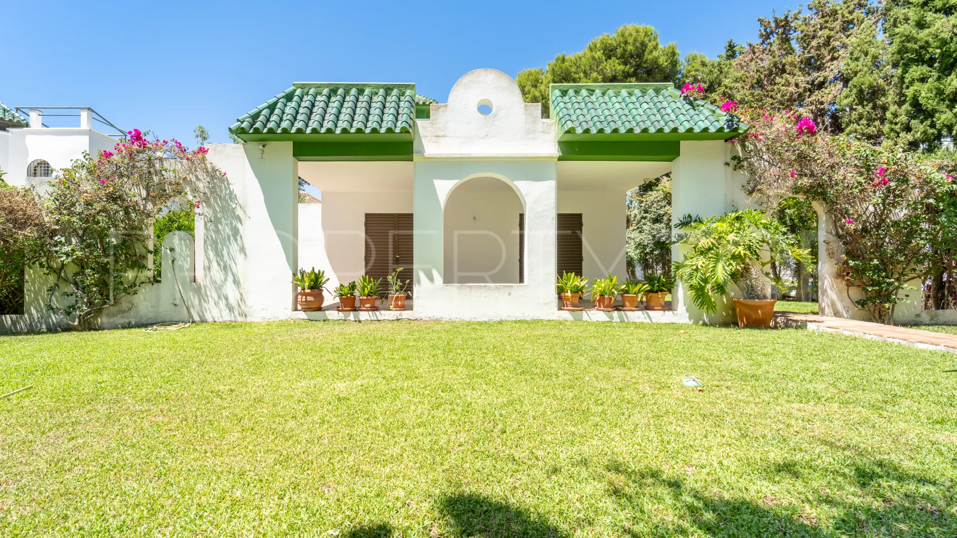 Artola, villa en venta de 4 dormitorios