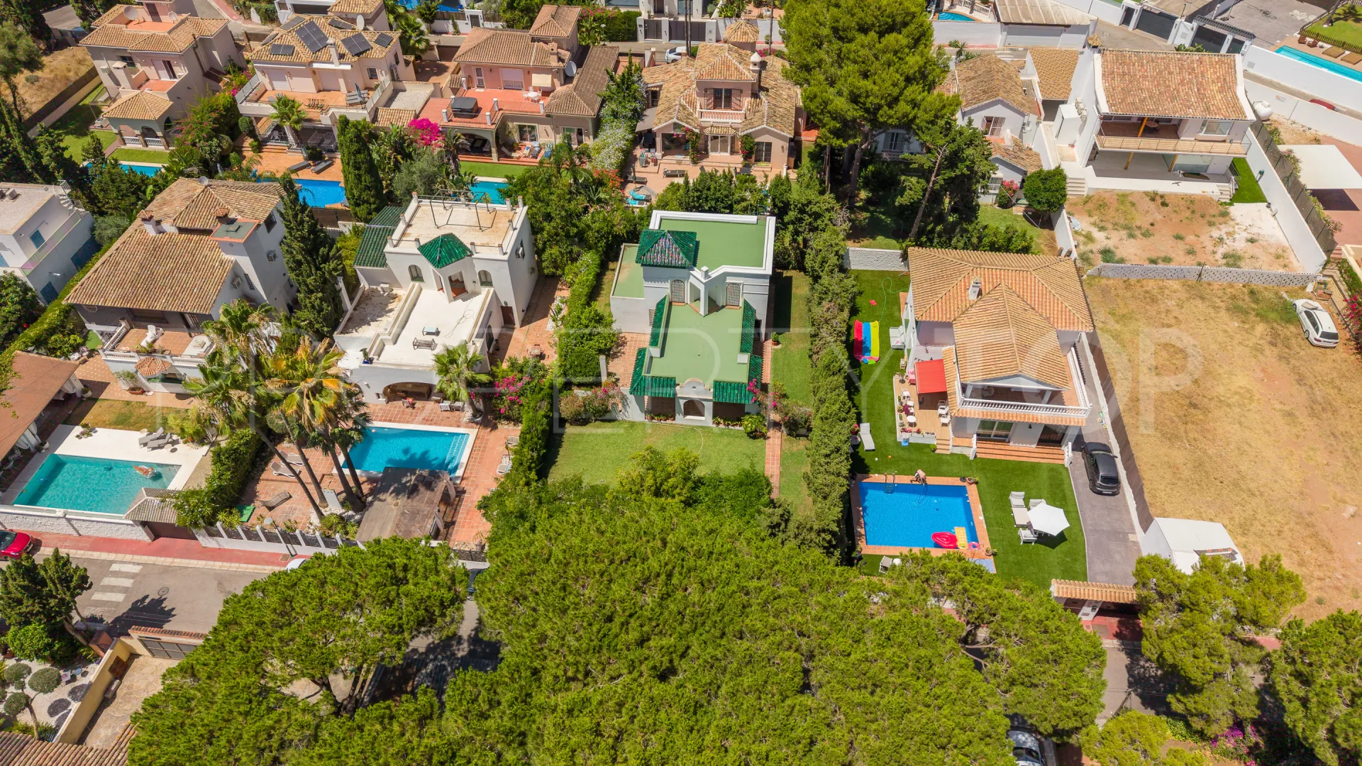 Artola, villa en venta de 4 dormitorios