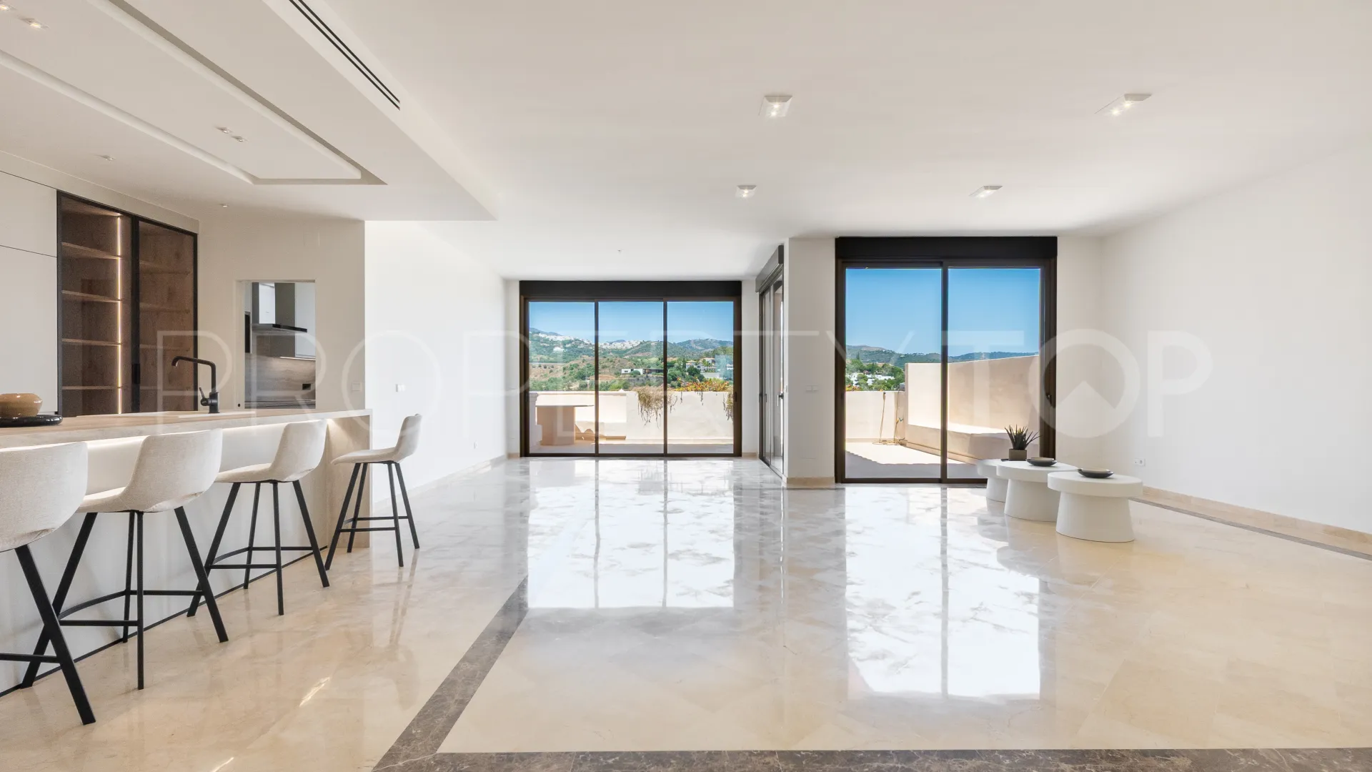 Duplex penthouse for sale in Vista Golf