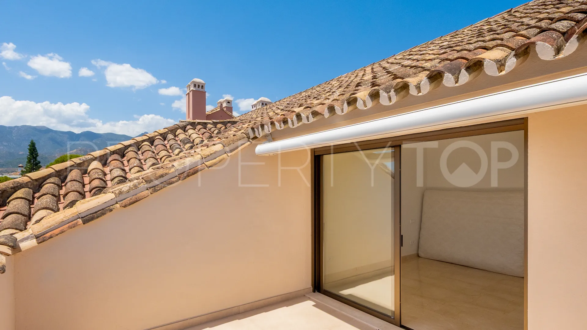 Duplex penthouse for sale in Vista Golf