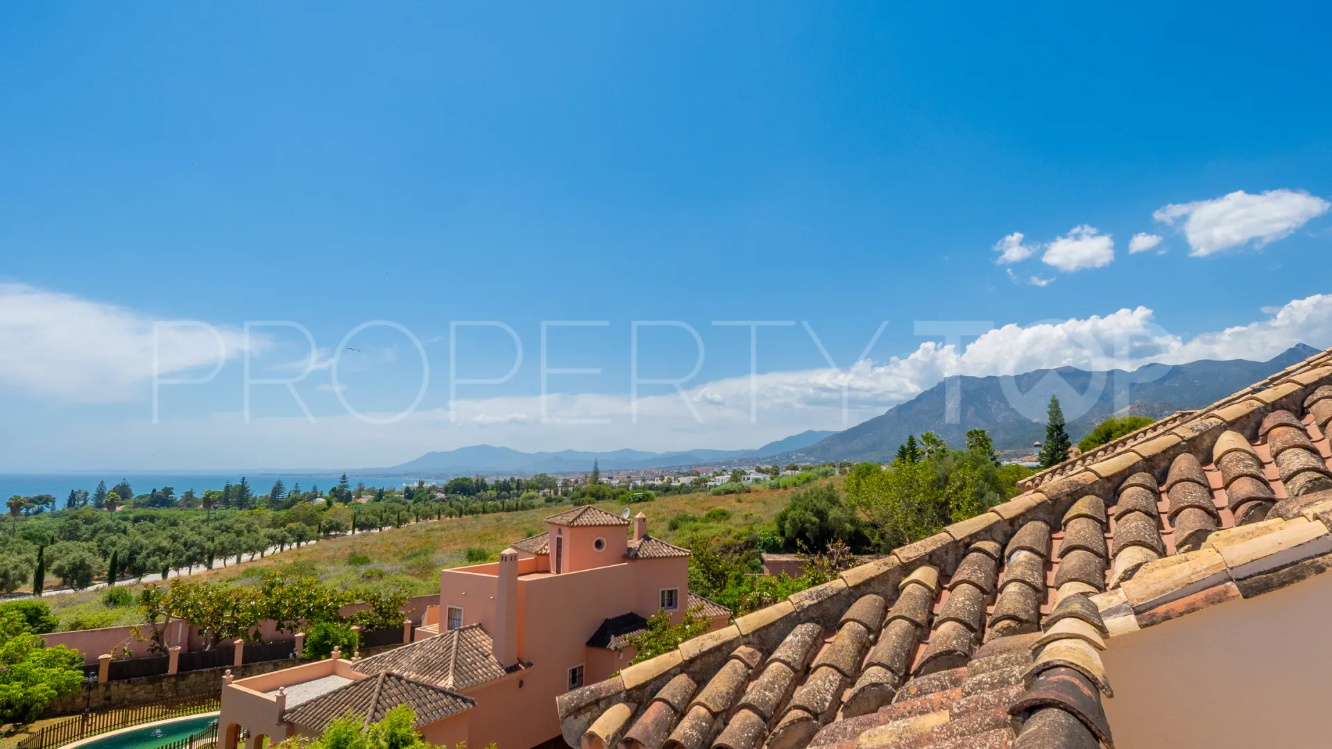 Duplex penthouse for sale in Vista Golf
