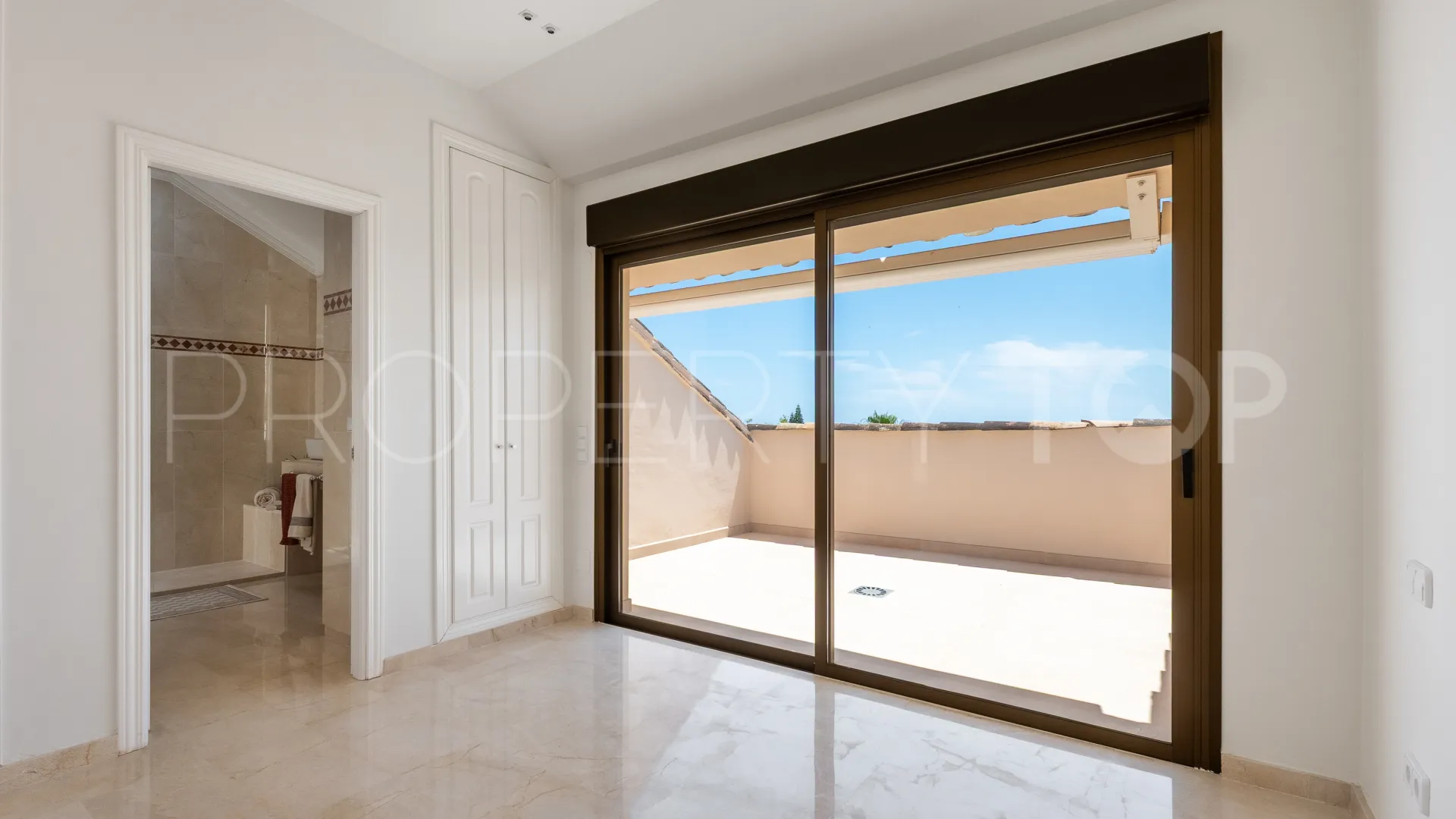 Duplex penthouse for sale in Vista Golf