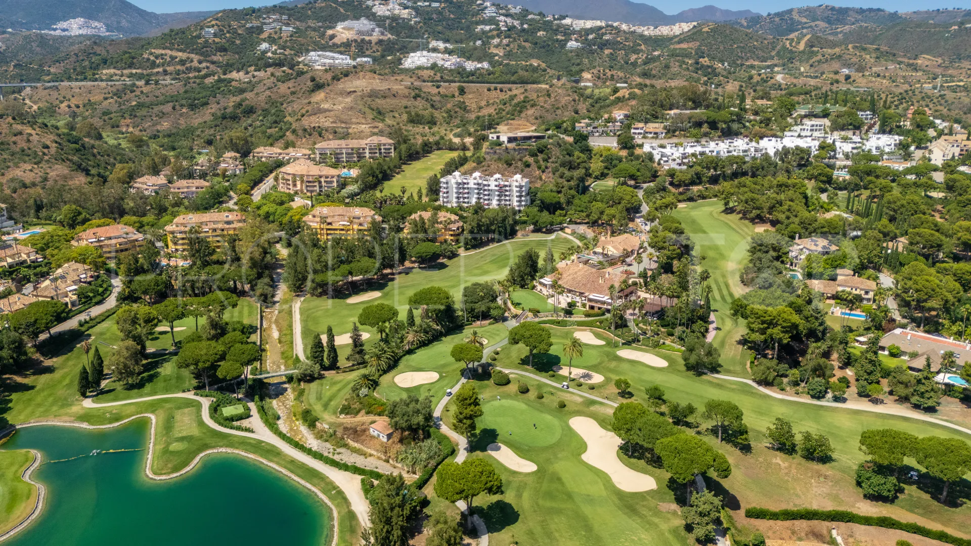 Duplex penthouse for sale in Vista Golf