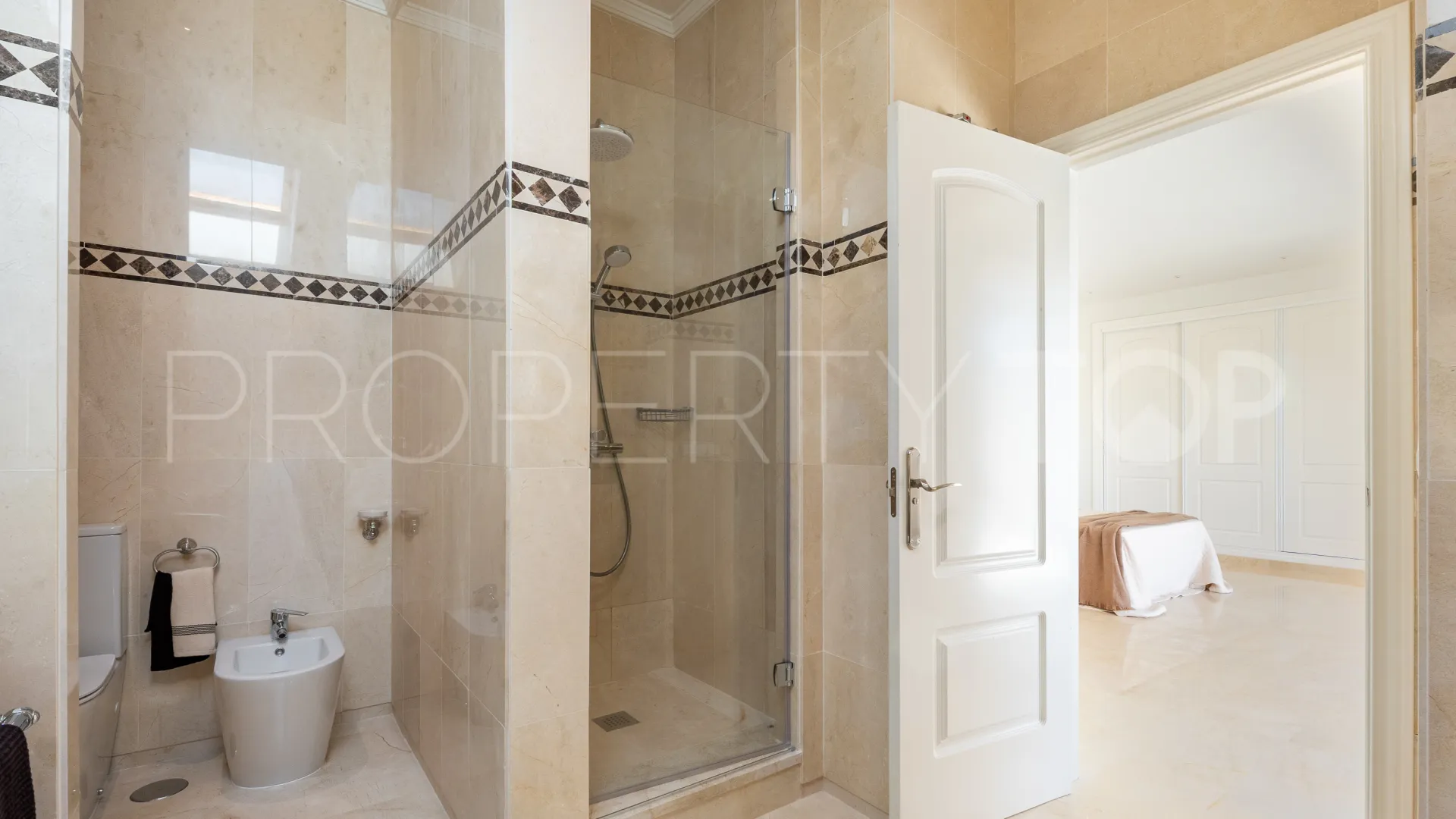 Duplex penthouse for sale in Vista Golf
