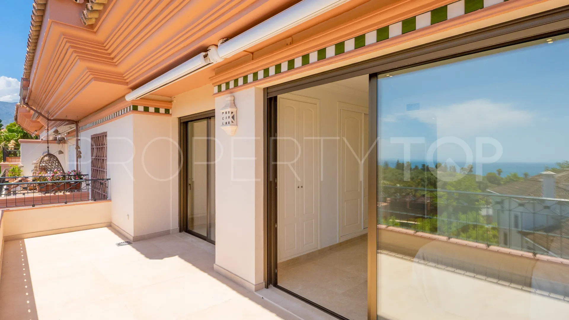 Duplex penthouse for sale in Vista Golf