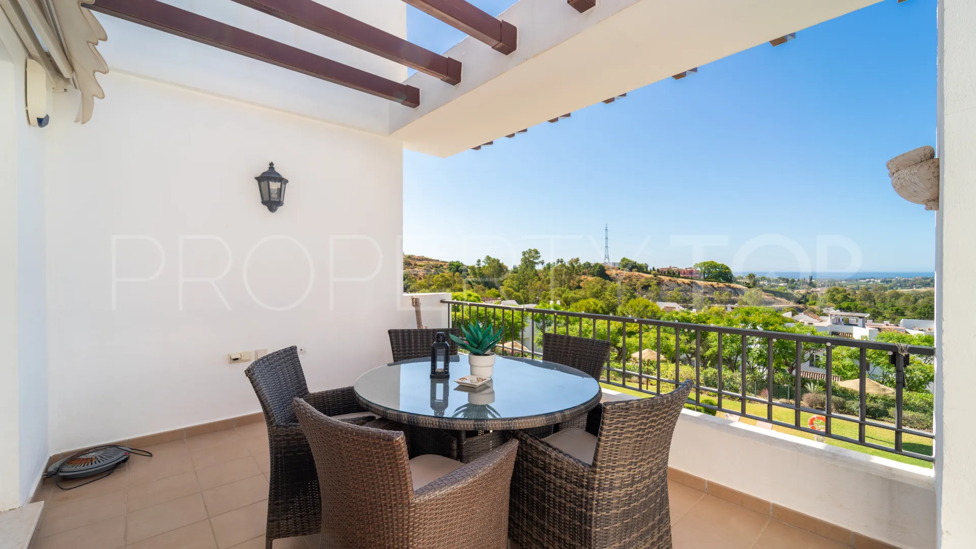 Penthouse for sale in Las Encinas with 2 bedrooms