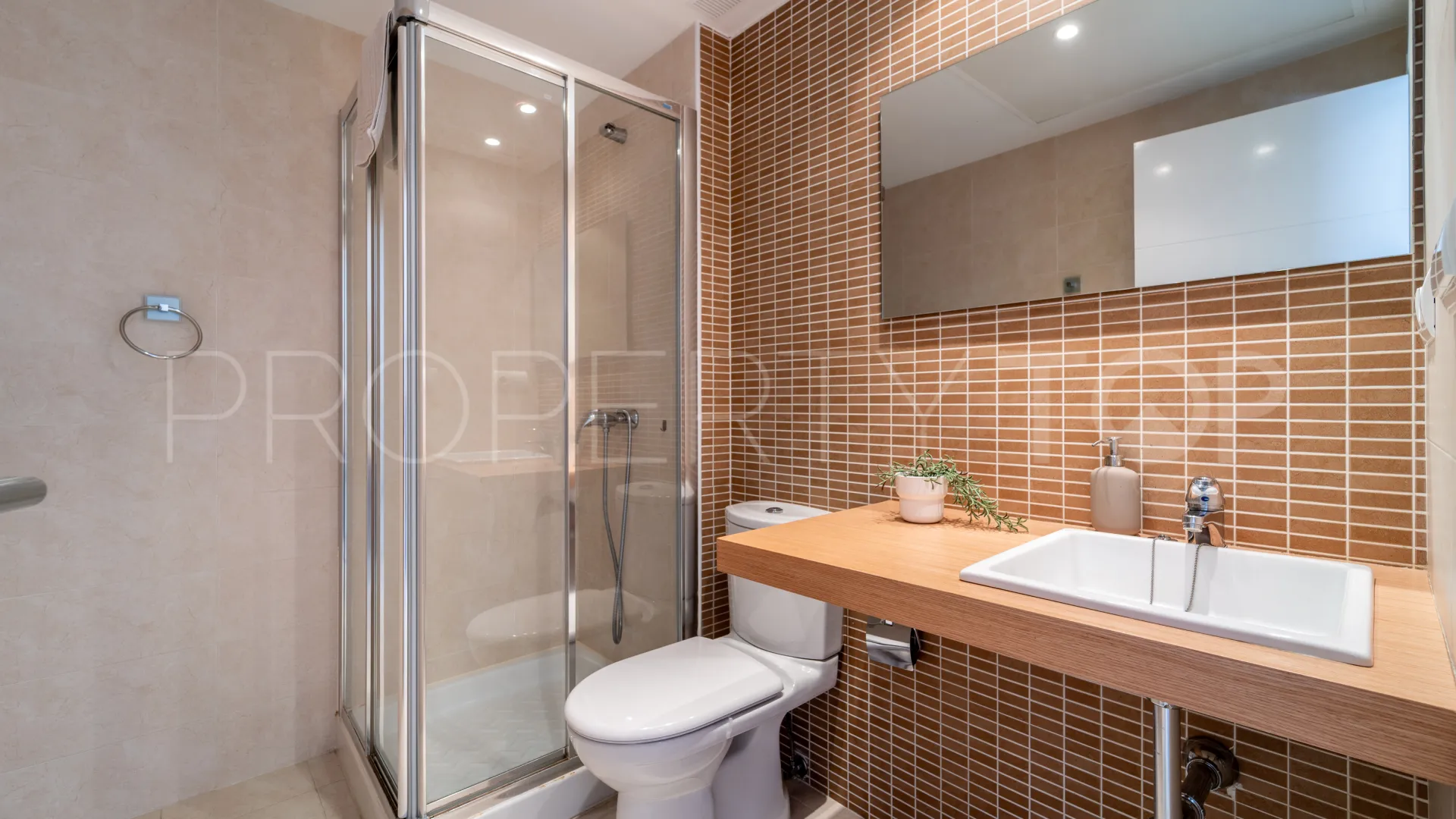 Penthouse for sale in Las Encinas with 2 bedrooms