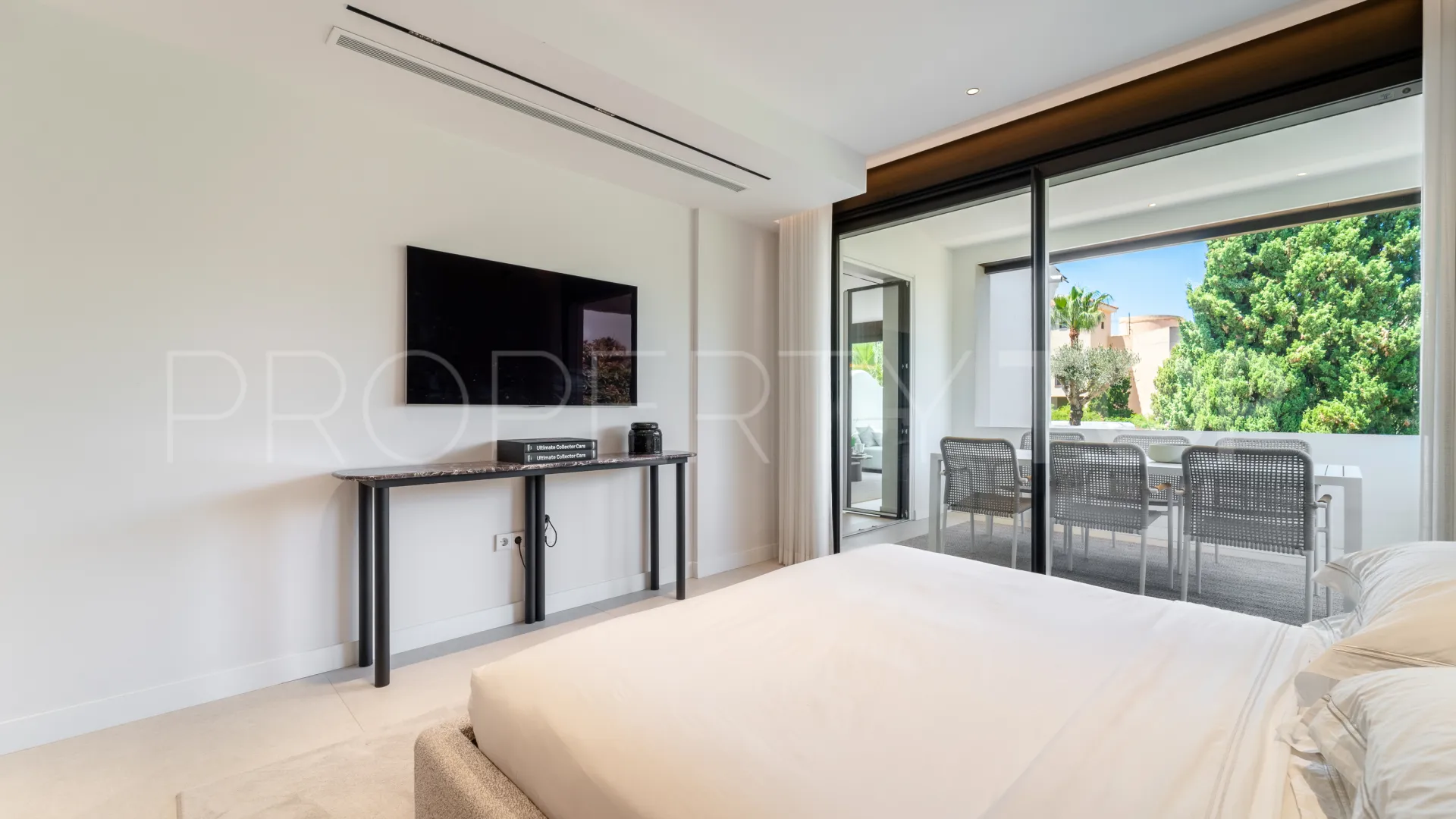 Duplex penthouse with 3 bedrooms for sale in Jardines de las Fuentes