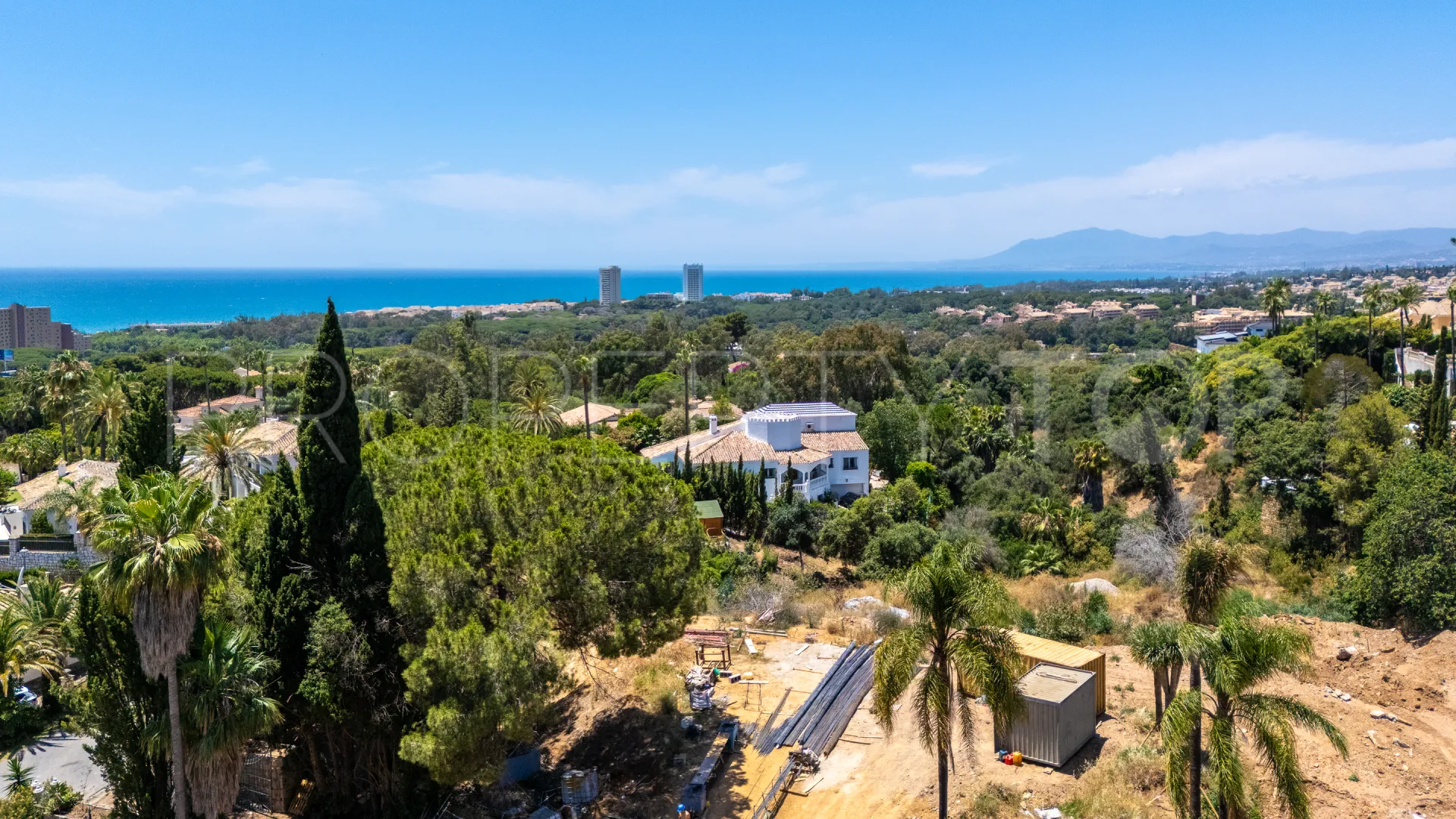 For sale 3 bedrooms villa in Hacienda las Chapas