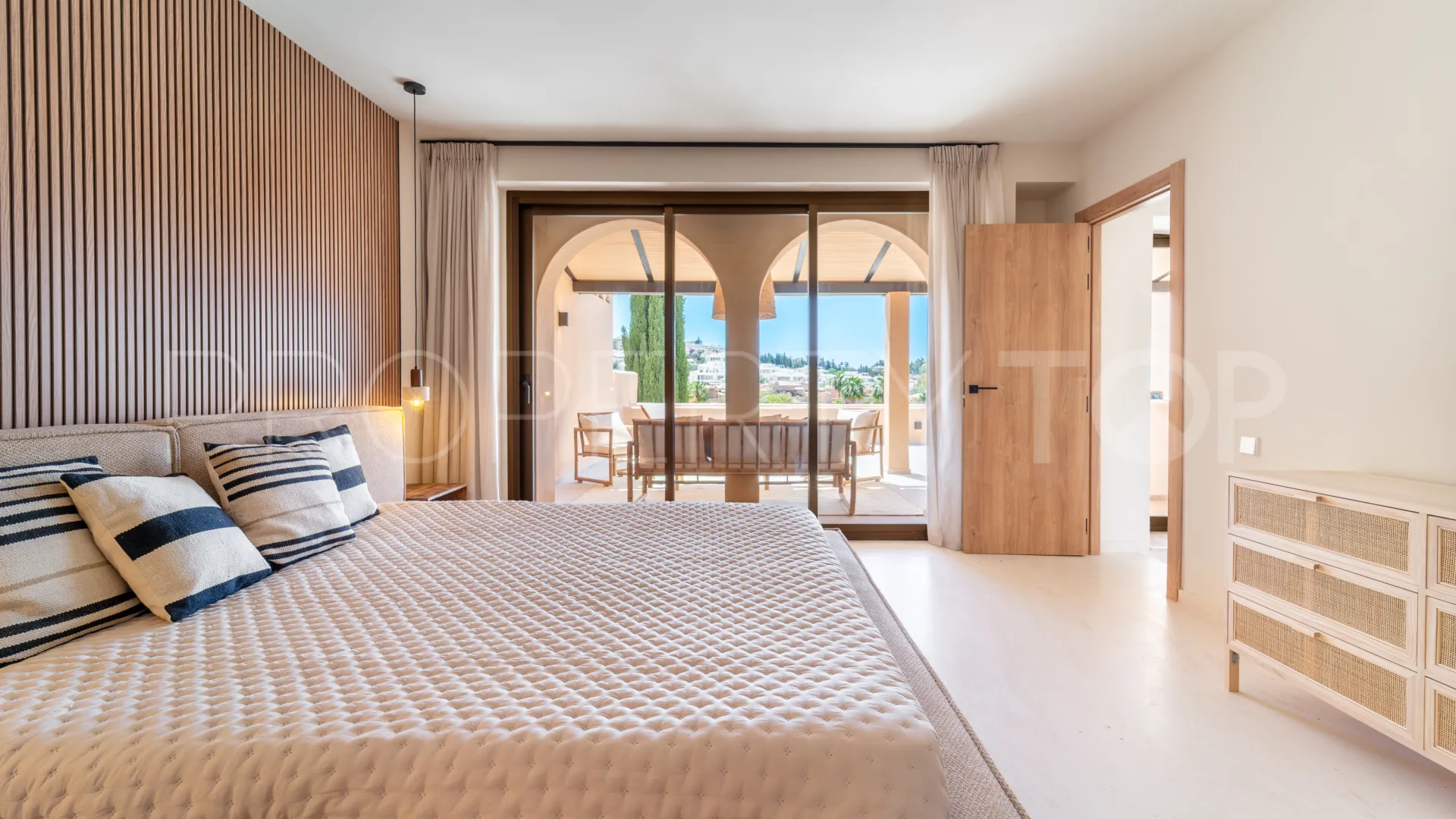Atico duplex en venta en La Cartuja del Golf