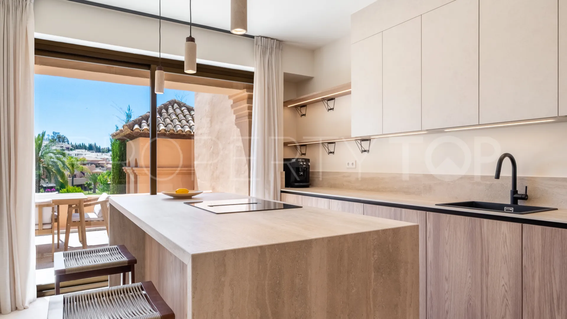 Atico duplex en venta en La Cartuja del Golf
