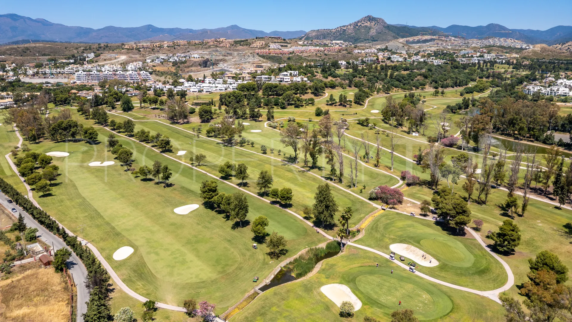 Atico duplex en venta en La Cartuja del Golf