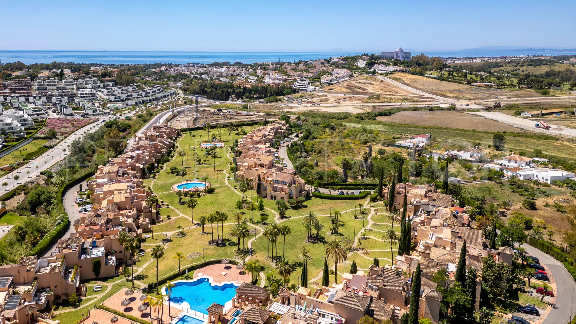 Atico duplex en venta en La Cartuja del Golf