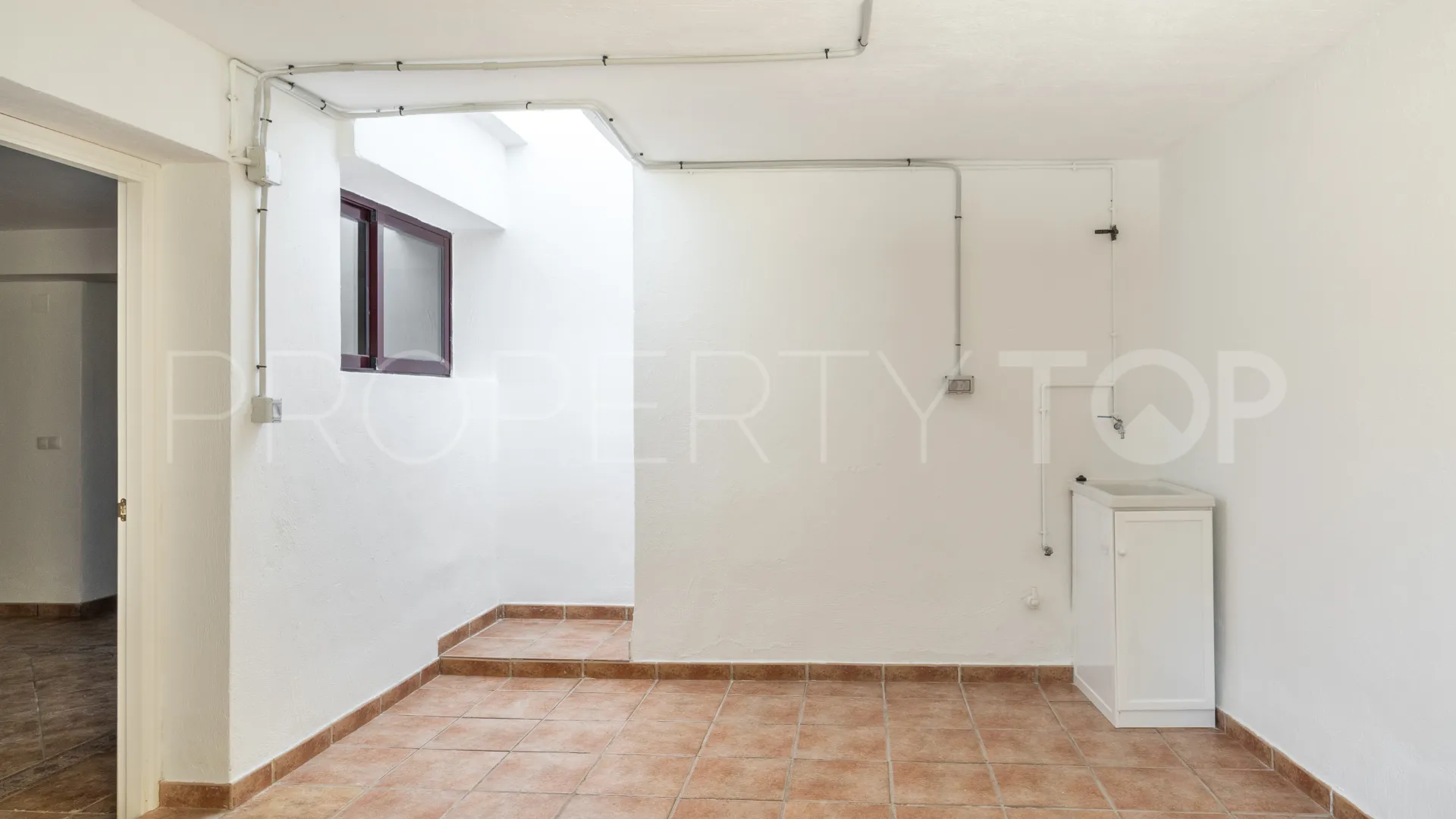 Se vende pareado en Corona de Nagüeles de 3 dormitorios