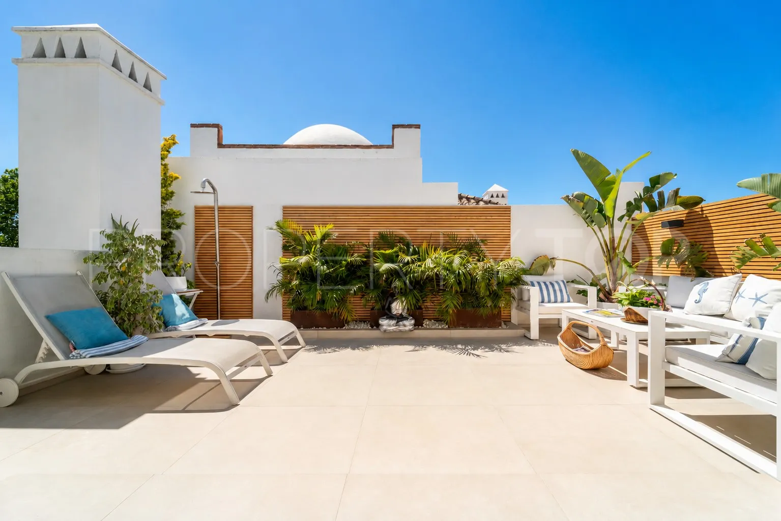2 bedrooms penthouse in Las Cañas Beach for sale