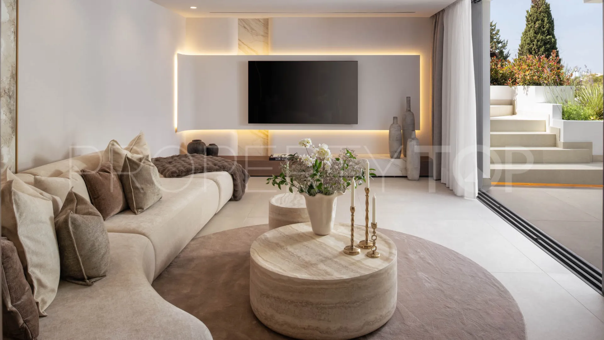 Buy Kings Hills 4 bedrooms duplex penthouse