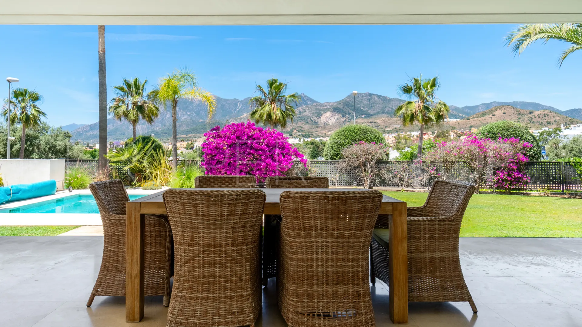 Villa en venta de 3 dormitorios en La Finca de Marbella