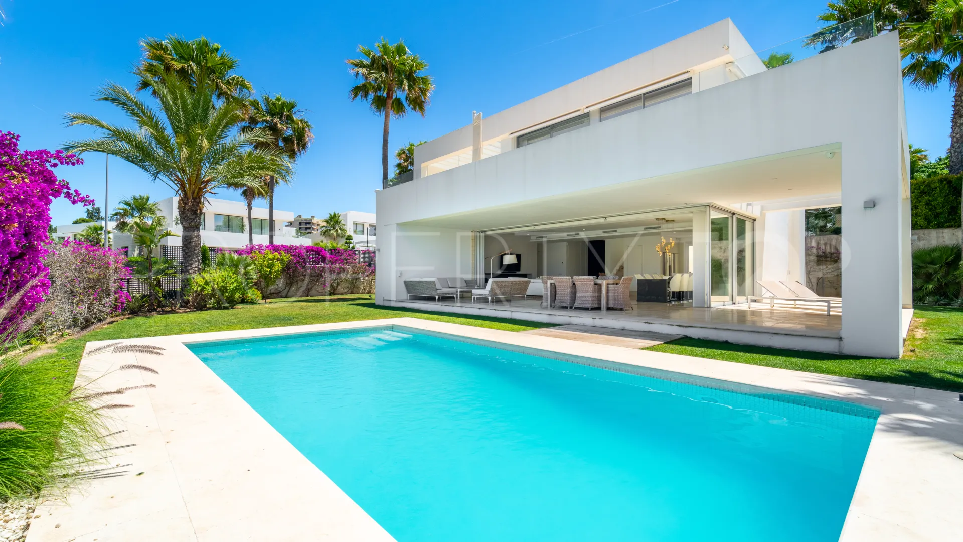 Villa en venta de 3 dormitorios en La Finca de Marbella