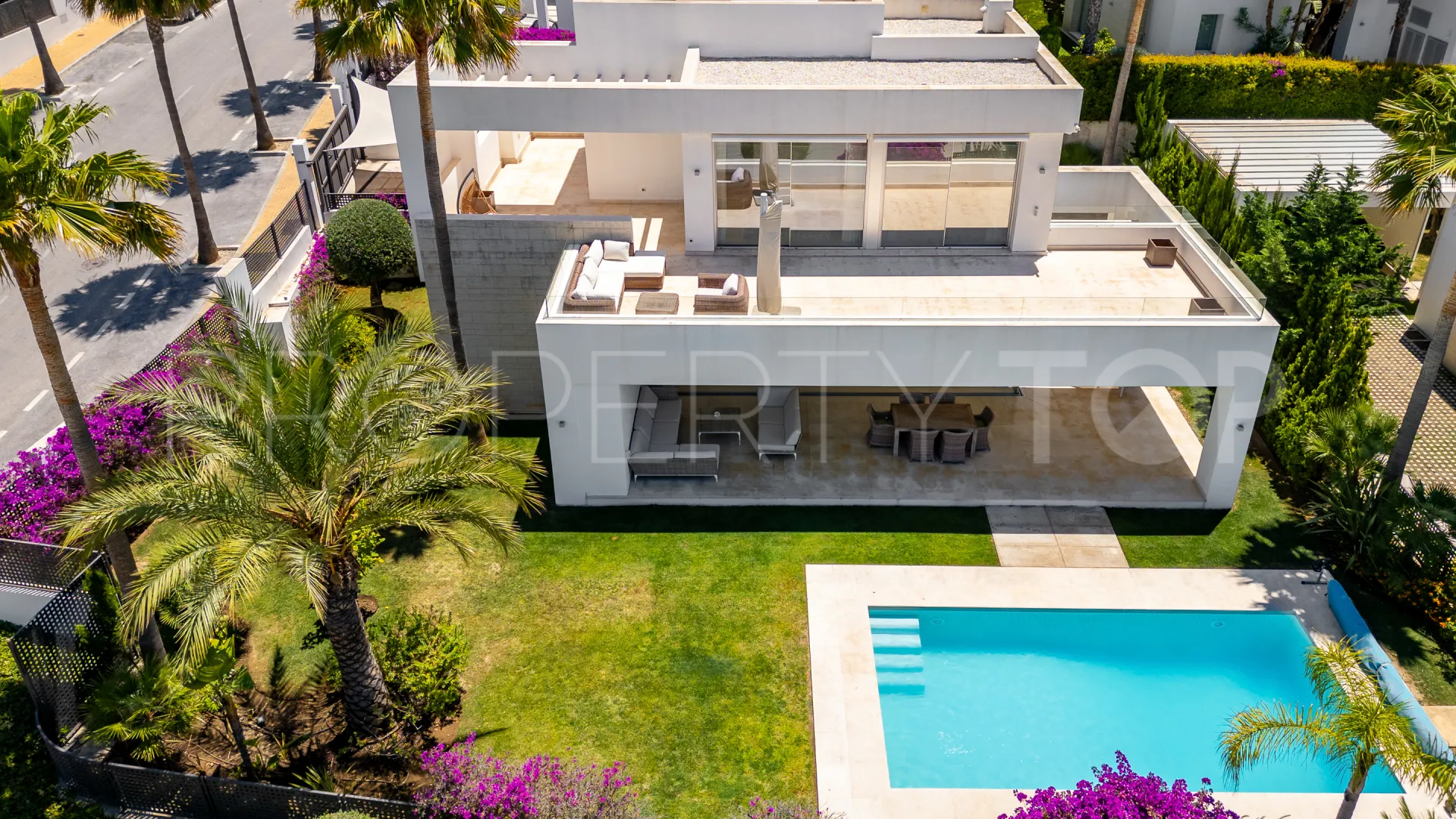 Villa en venta de 3 dormitorios en La Finca de Marbella