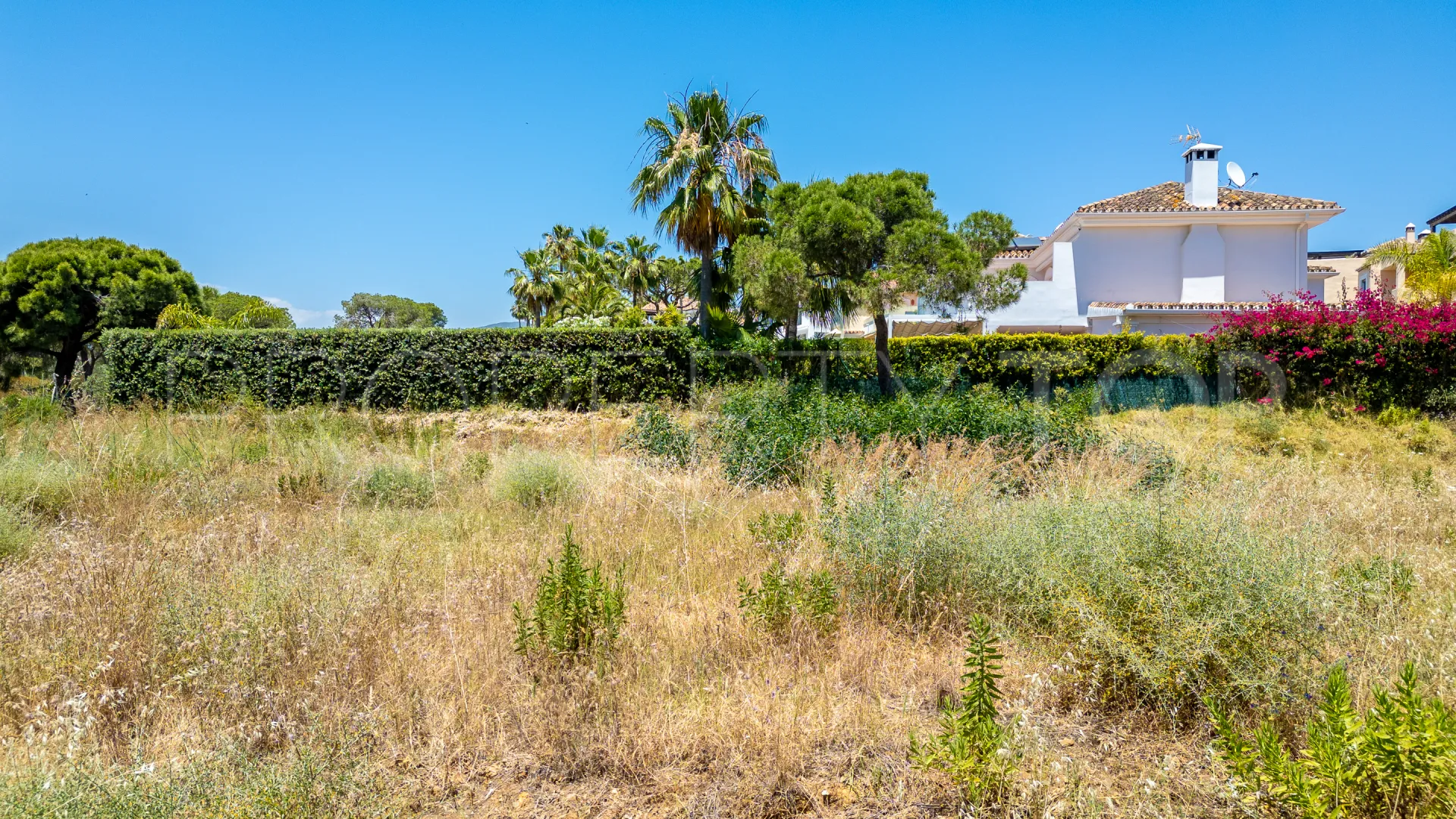 Plot in Elviria for sale