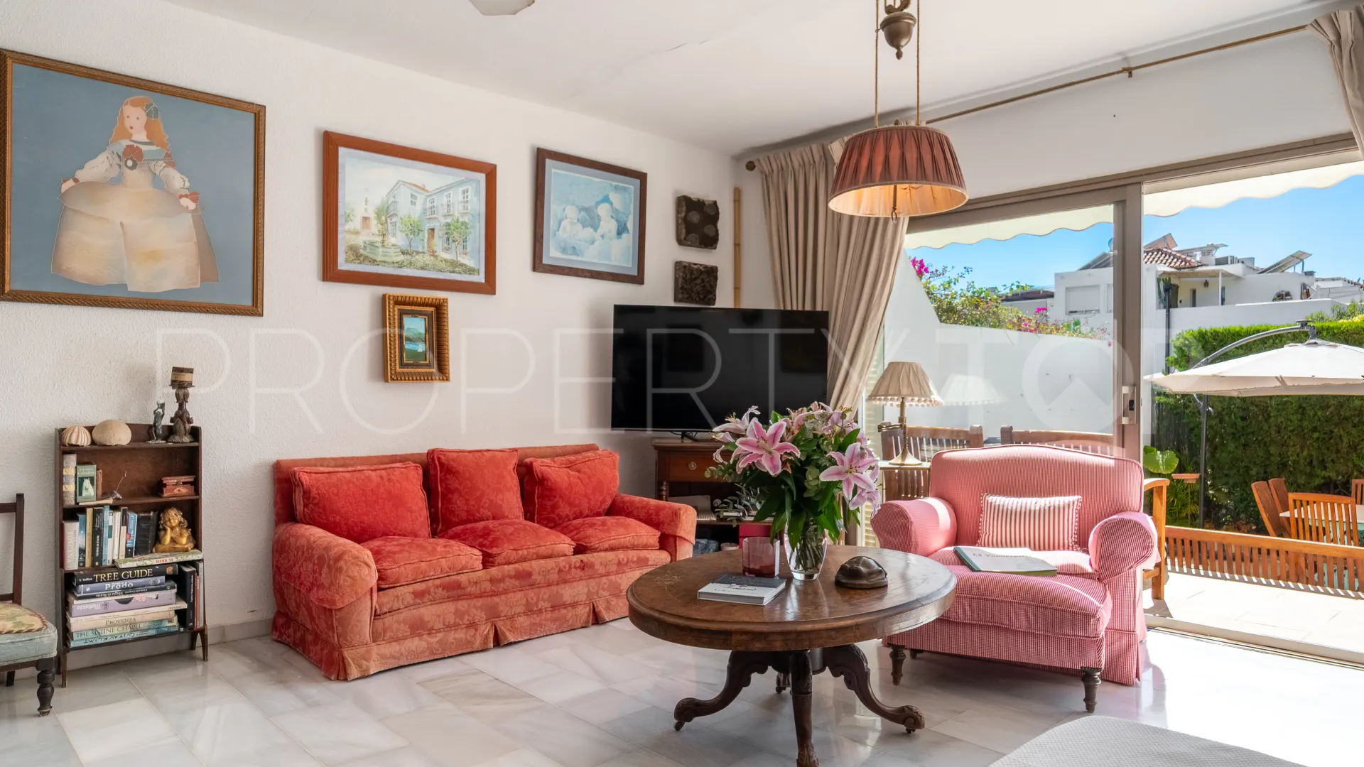 For sale town house with 3 bedrooms in Arroyo de las Piedras