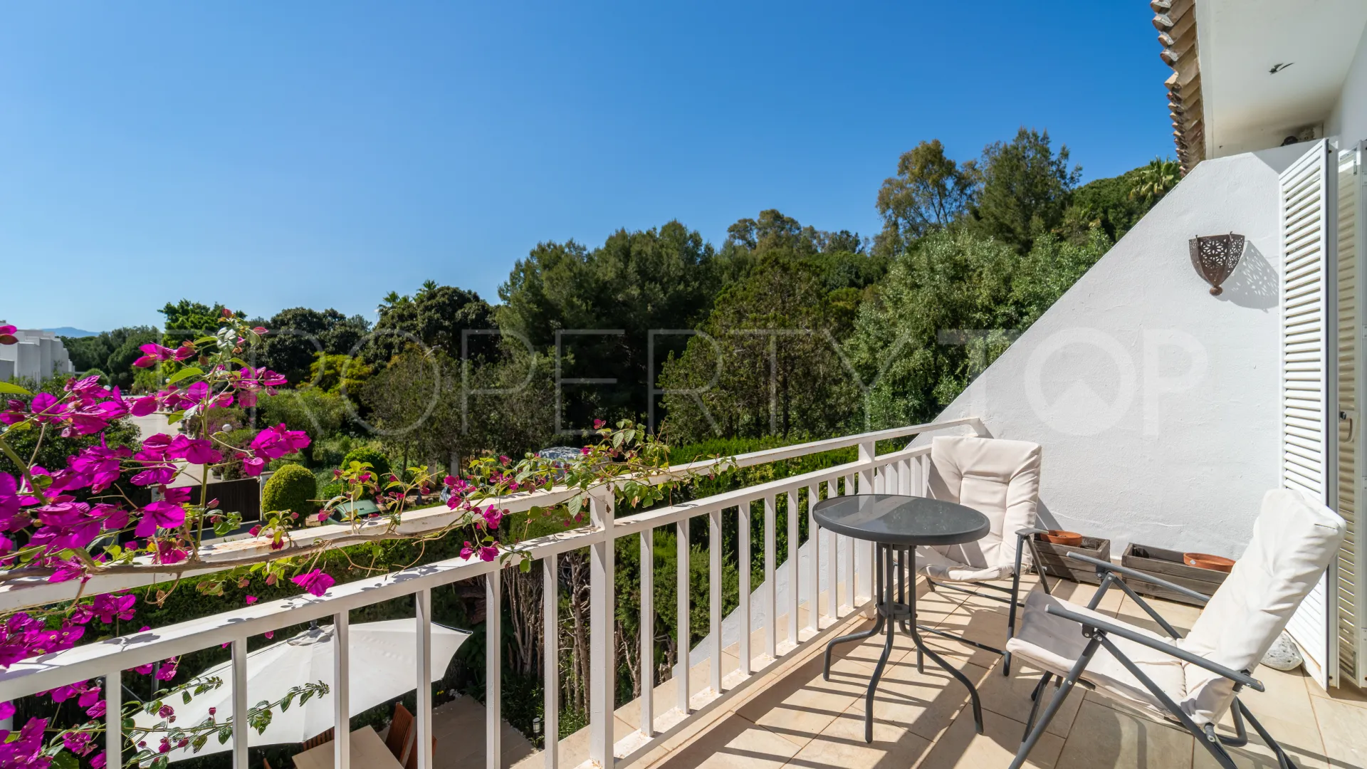 For sale town house with 3 bedrooms in Arroyo de las Piedras