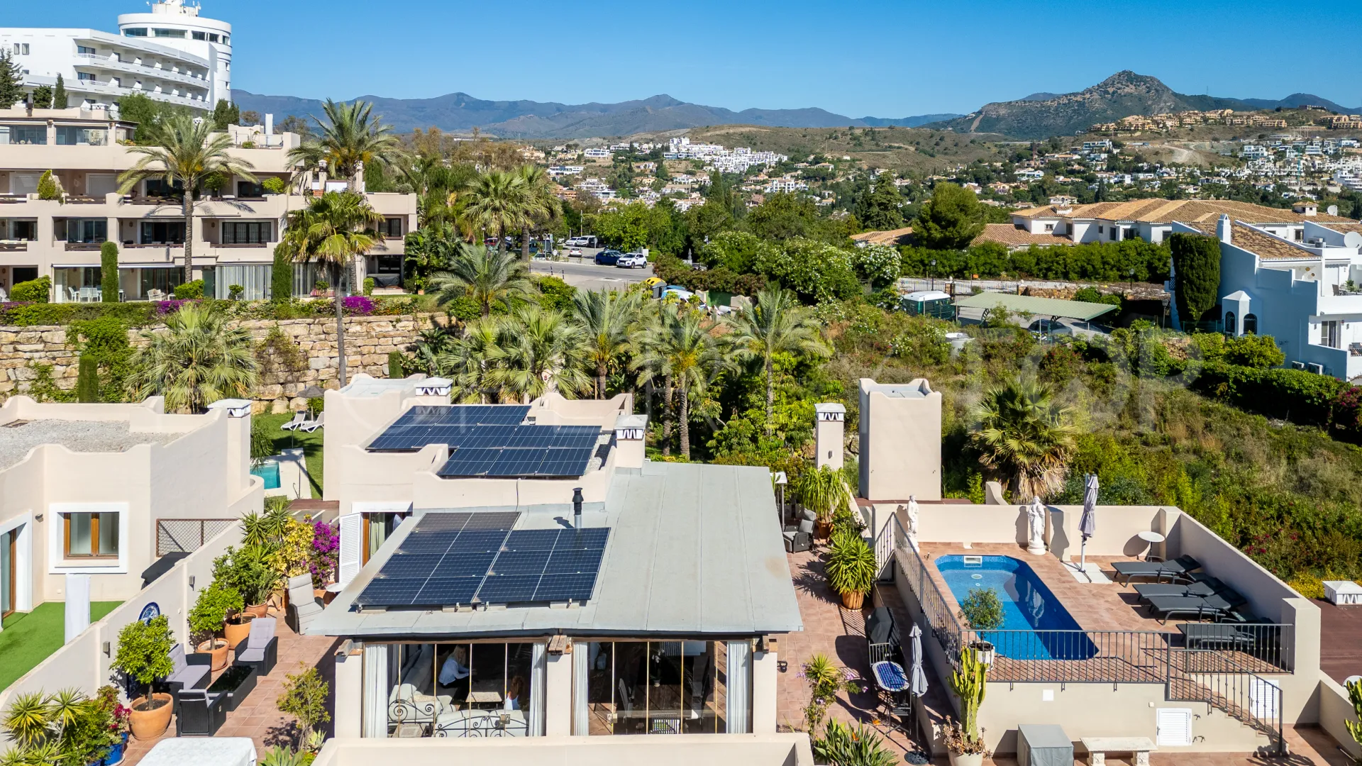 El Paraiso 3 bedrooms duplex penthouse for sale