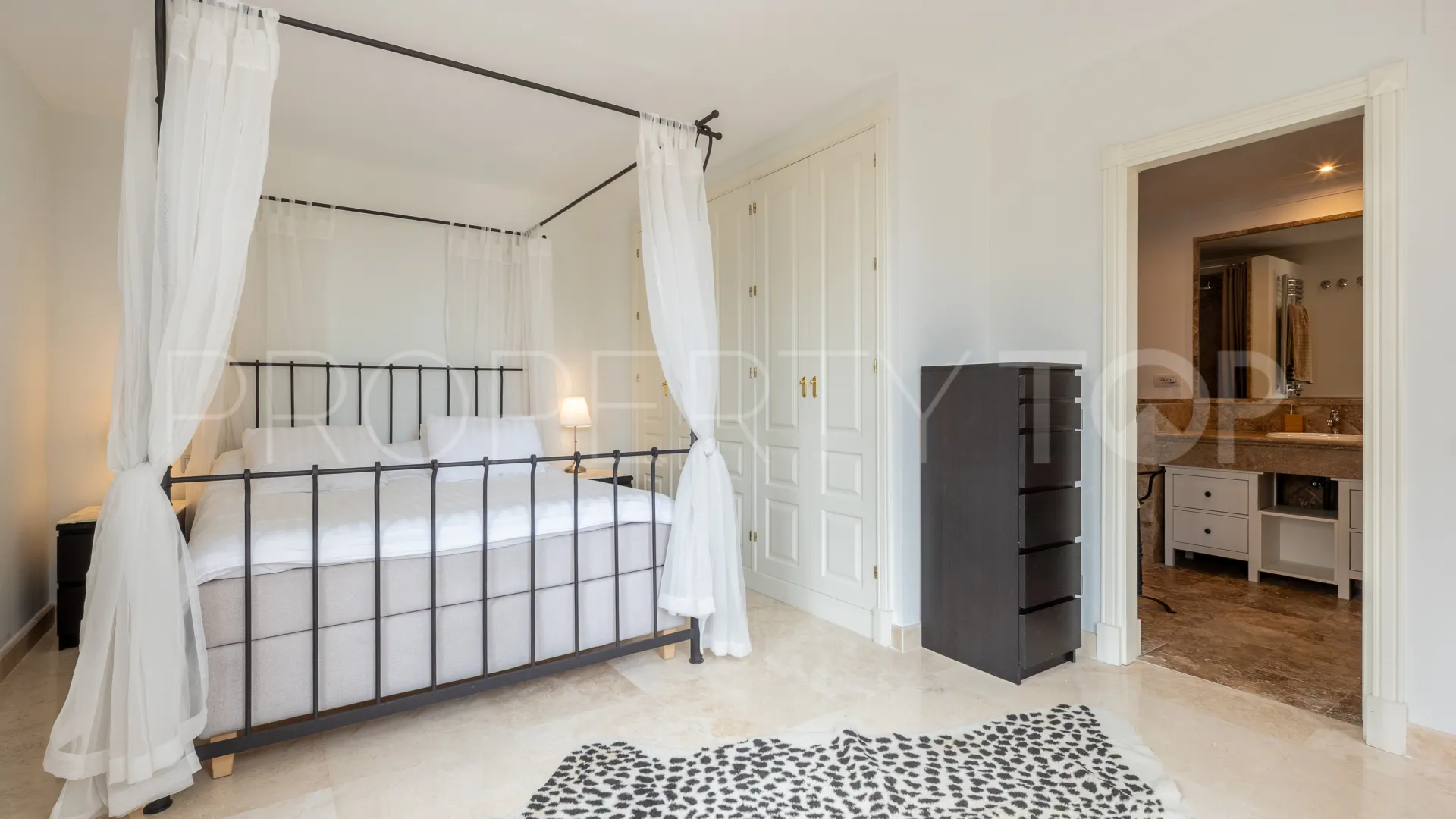 El Paraiso 3 bedrooms duplex penthouse for sale