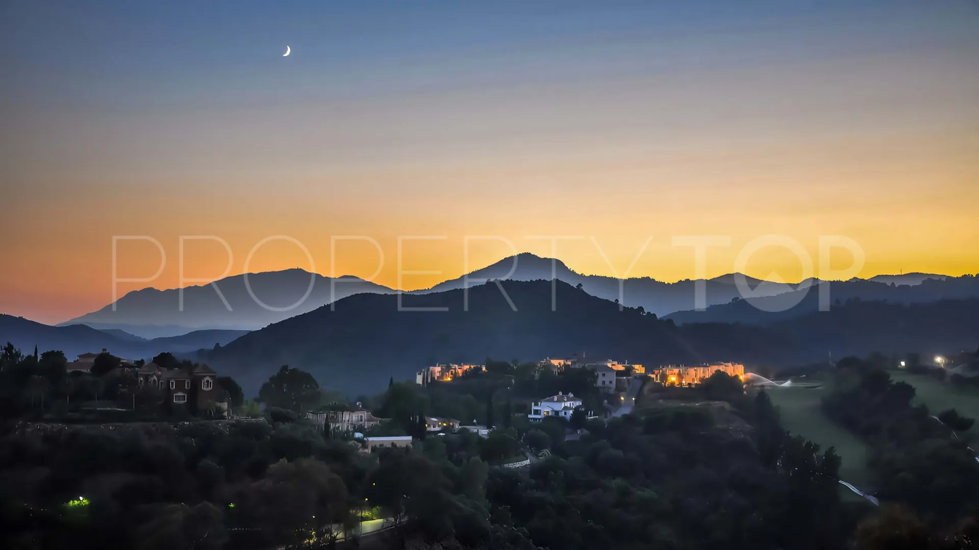 Monte Halcones, Ático con 2 dormitorios en venta