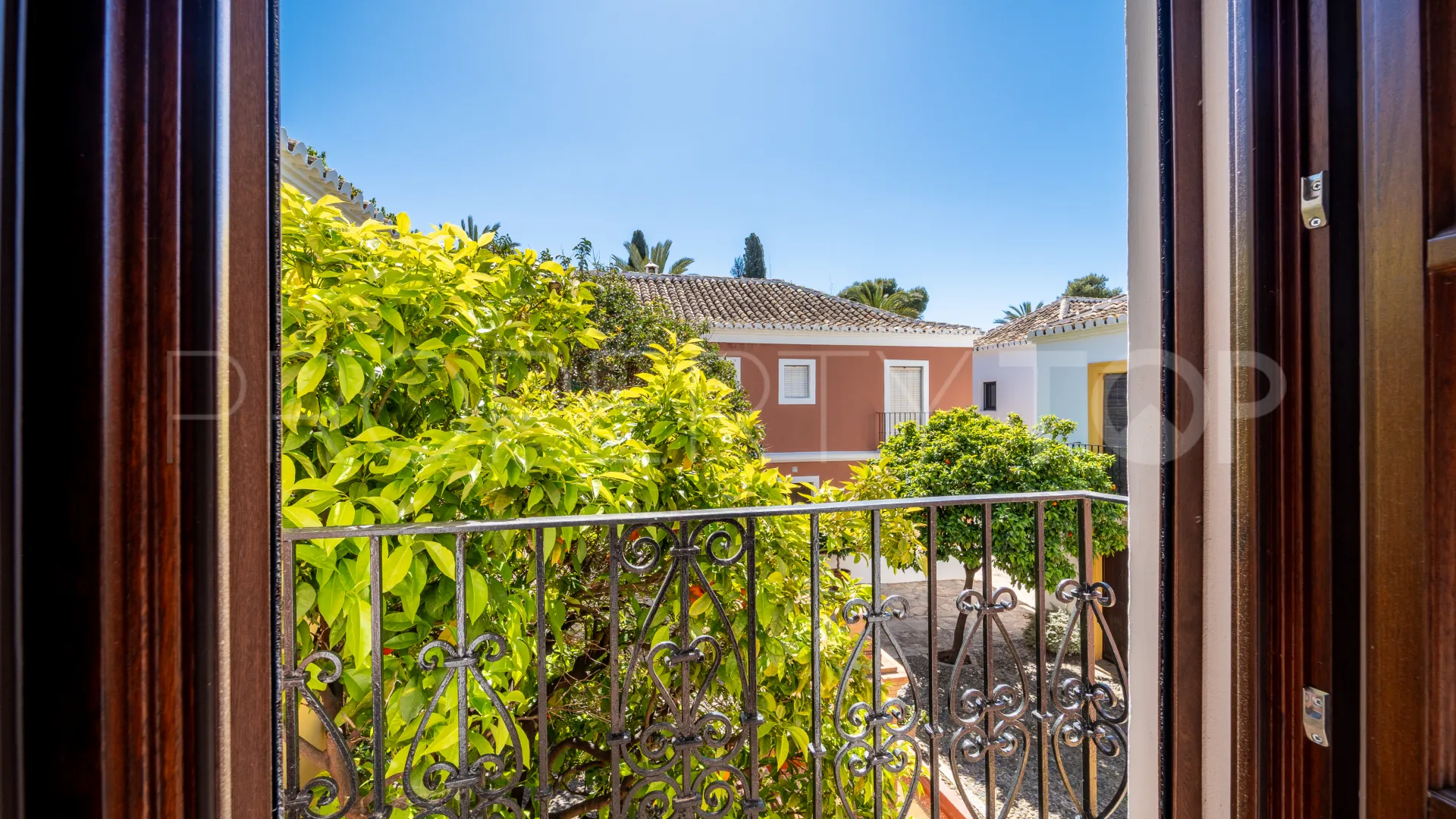 Town house for sale in Lomas Pueblo