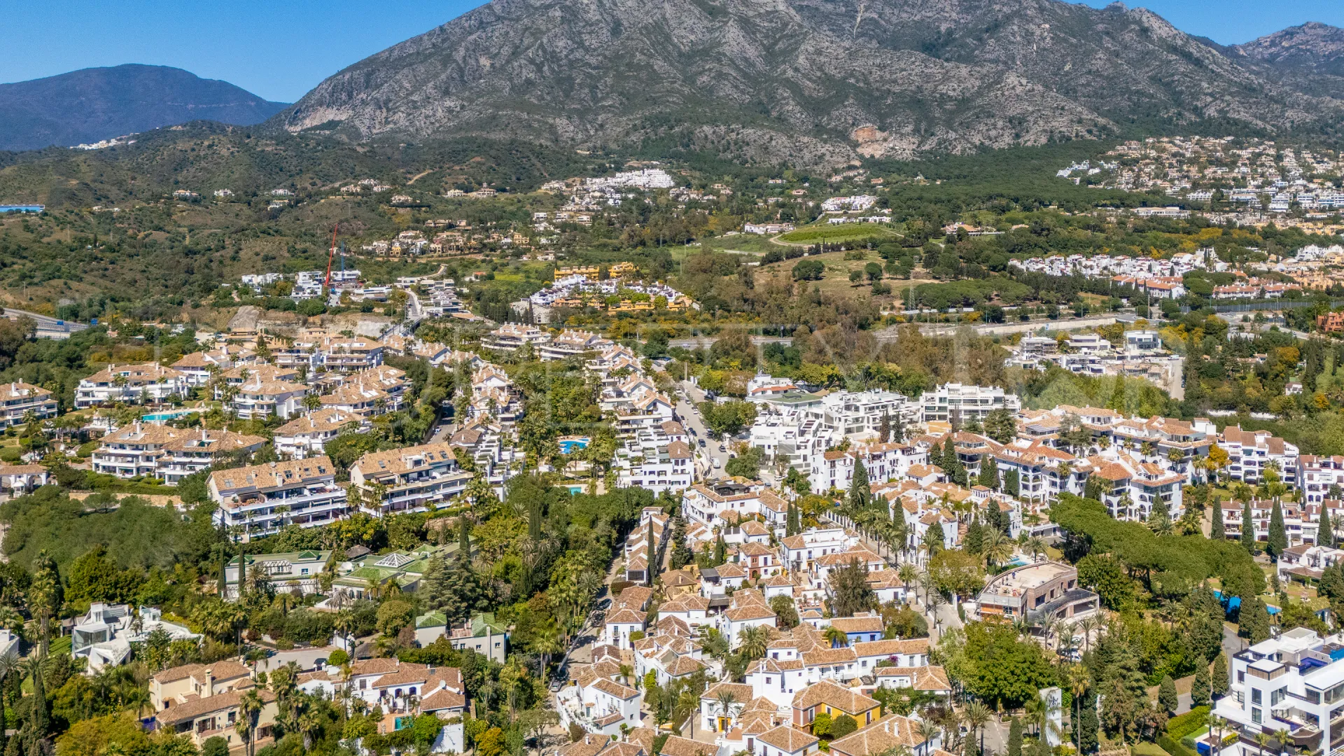 Town house for sale in Lomas Pueblo