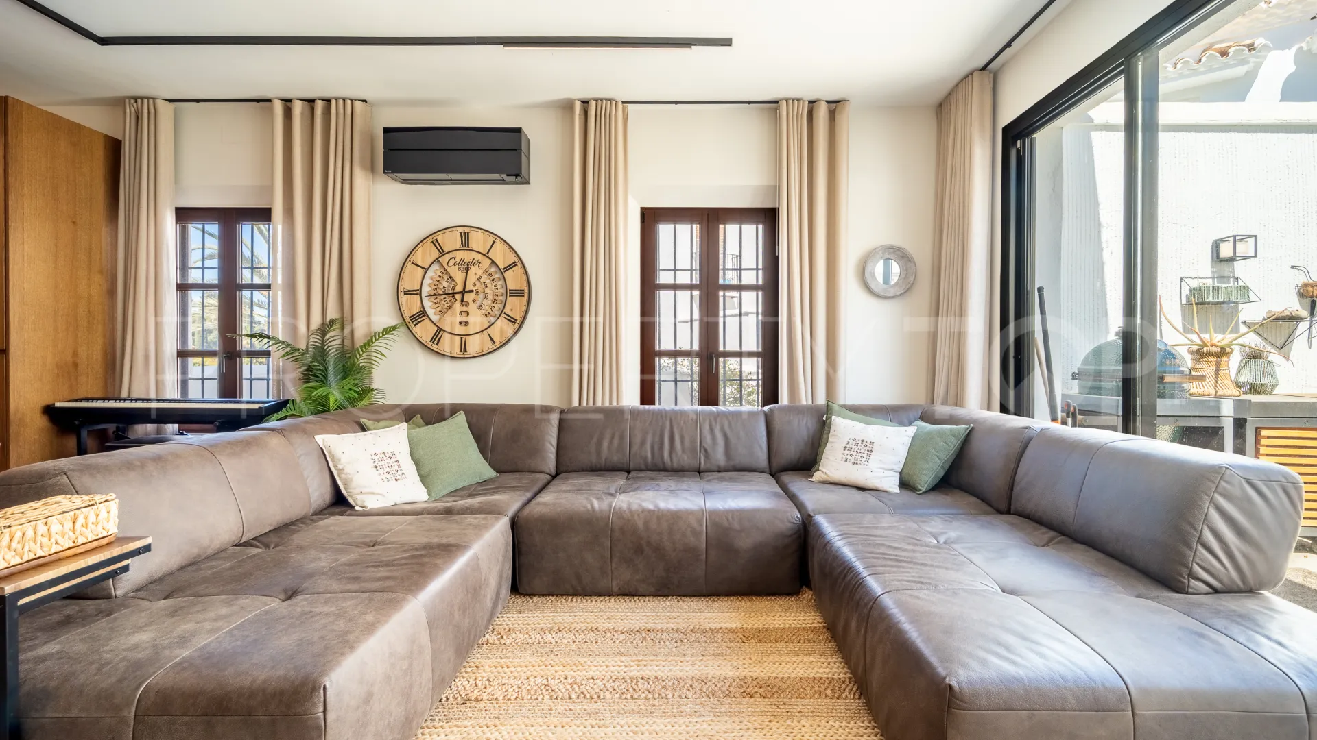 Town house for sale in Lomas Pueblo