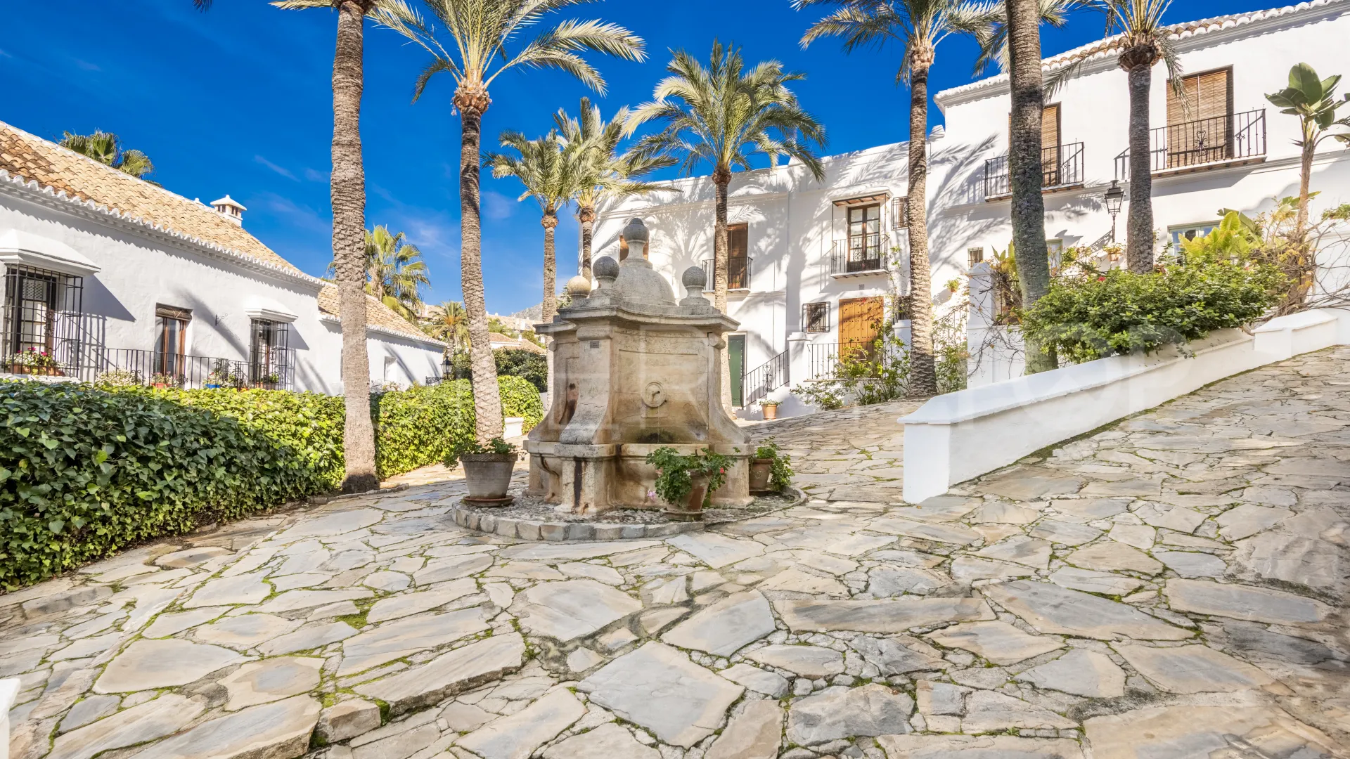 Town house for sale in Lomas Pueblo