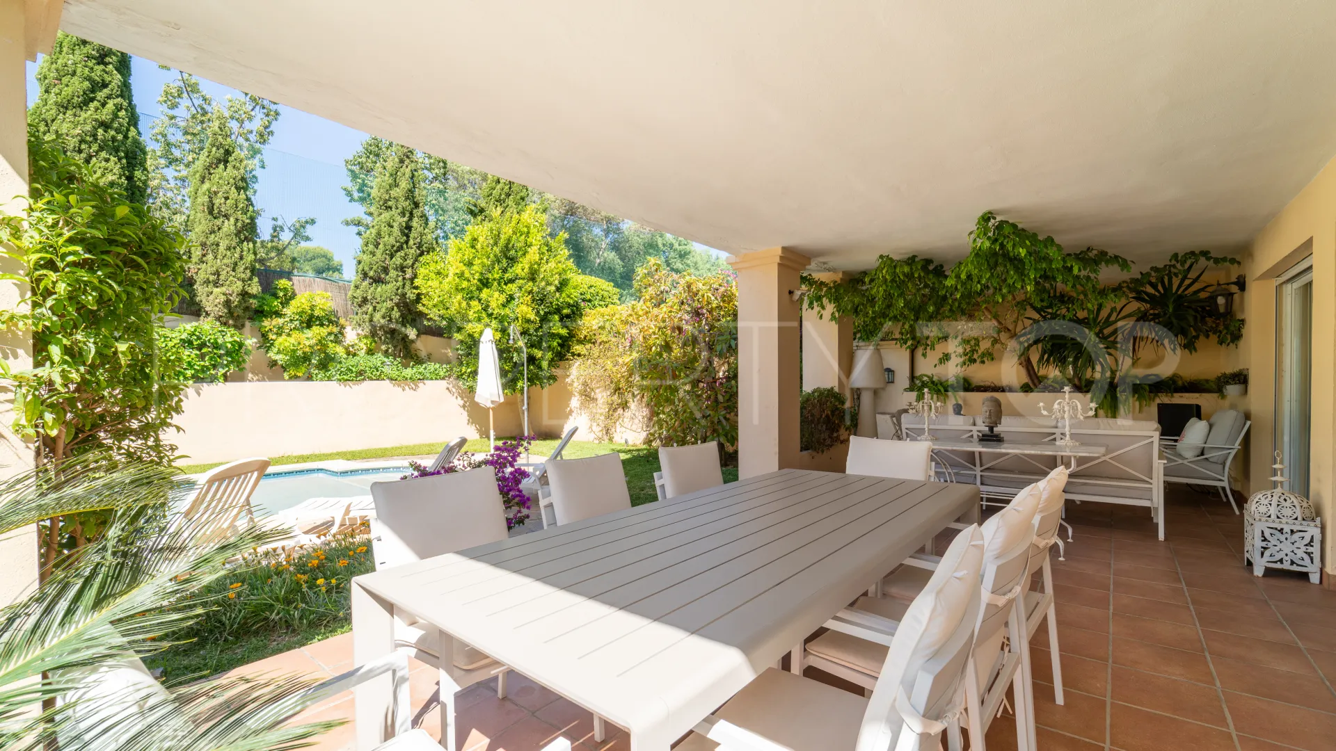 5 bedrooms semi detached house in Guadalmina Alta for sale