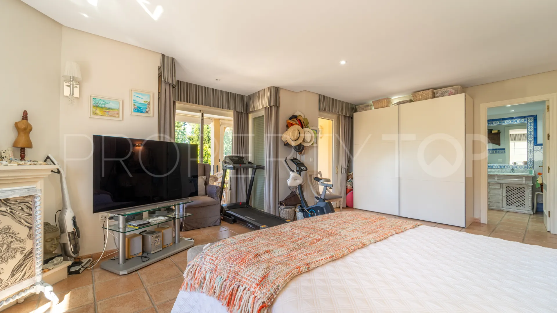 5 bedrooms semi detached house in Guadalmina Alta for sale