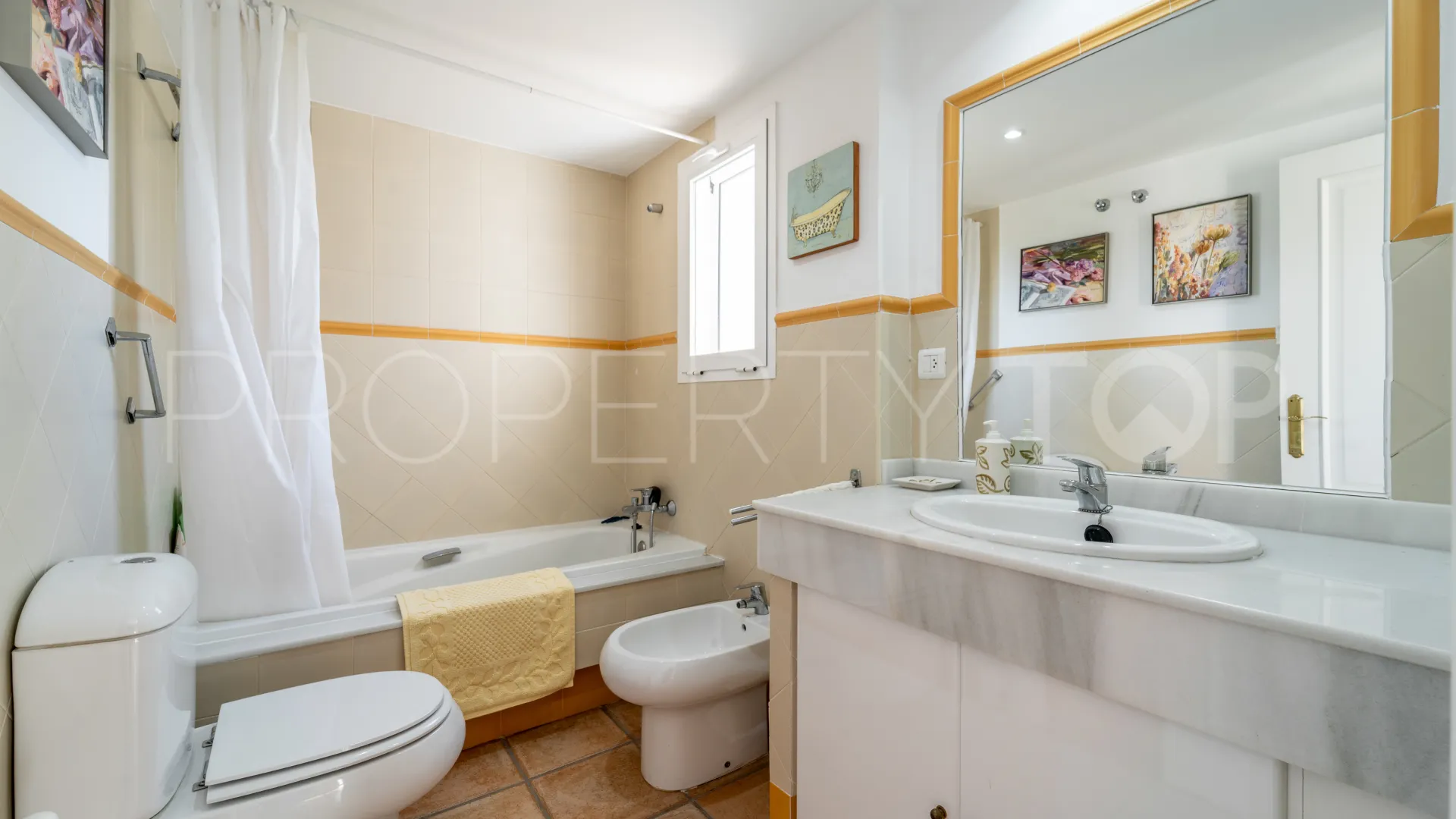5 bedrooms semi detached house in Guadalmina Alta for sale