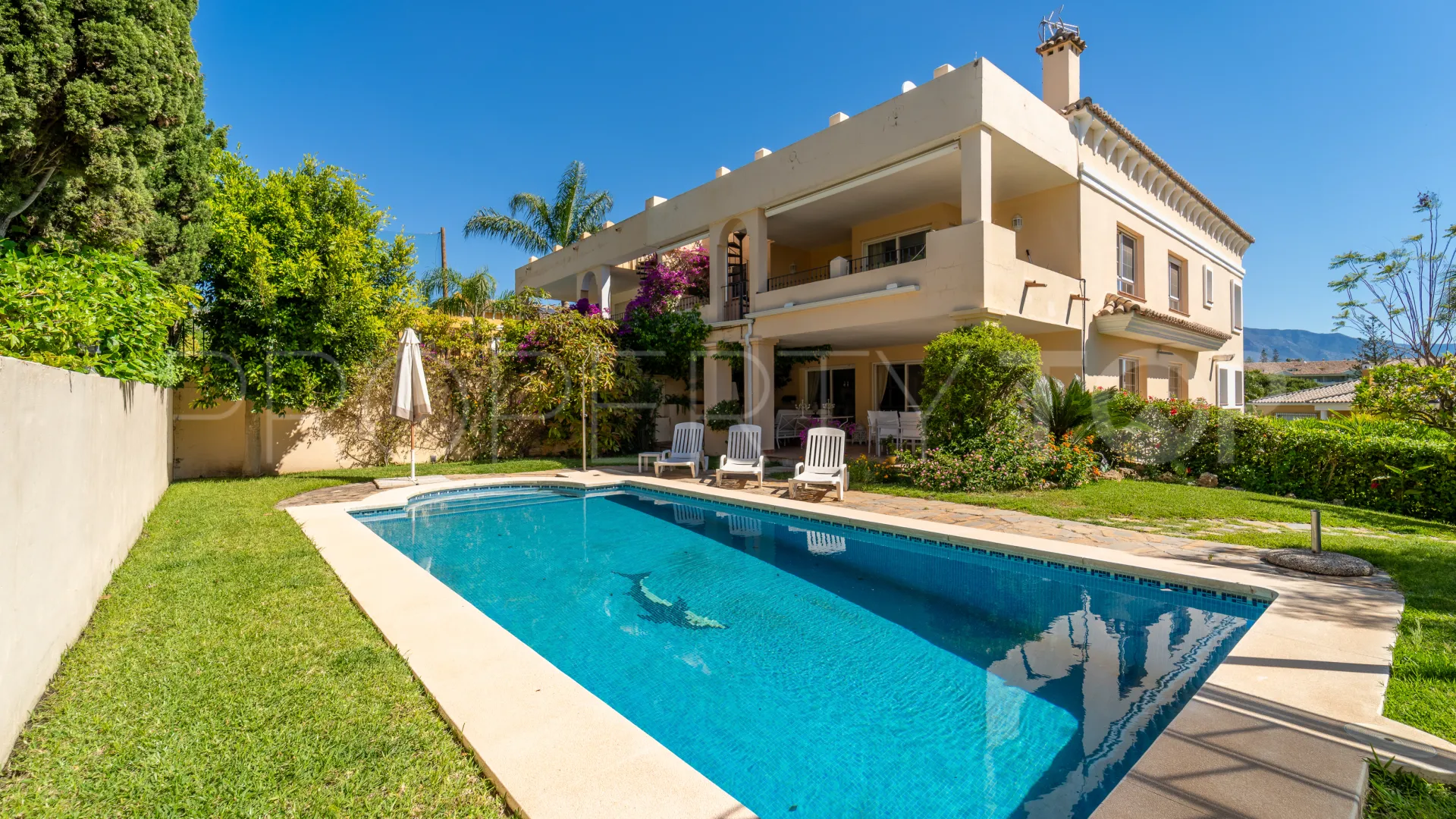 5 bedrooms semi detached house in Guadalmina Alta for sale