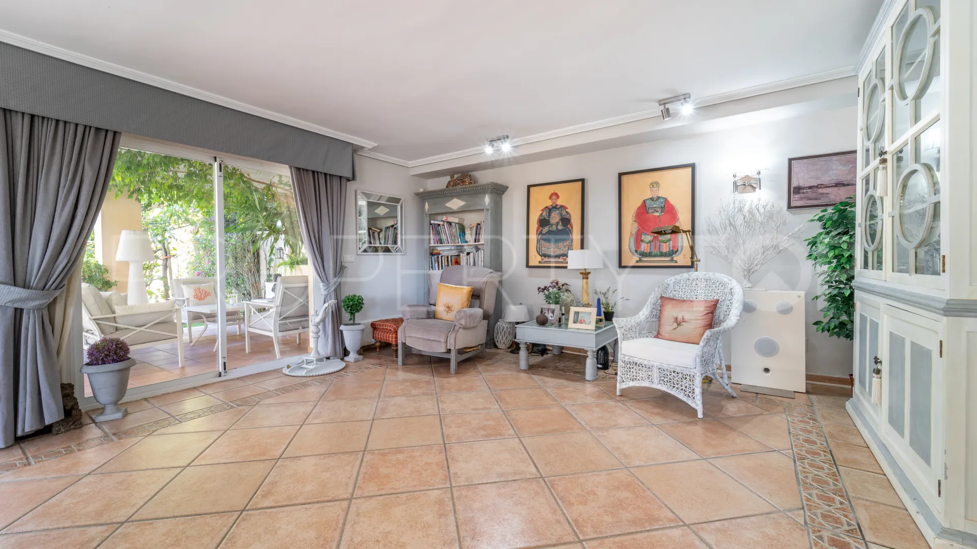 5 bedrooms semi detached house in Guadalmina Alta for sale