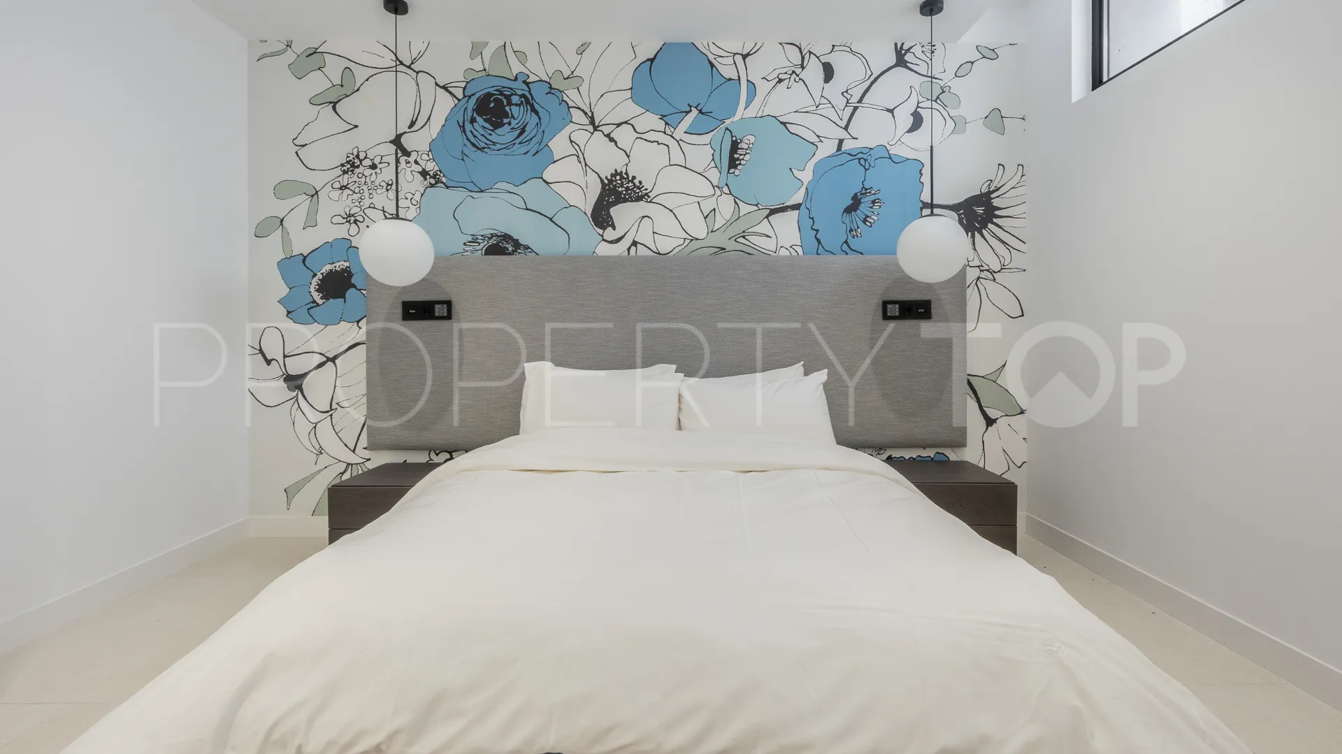 Se vende villa de 5 dormitorios en La Finca de Marbella