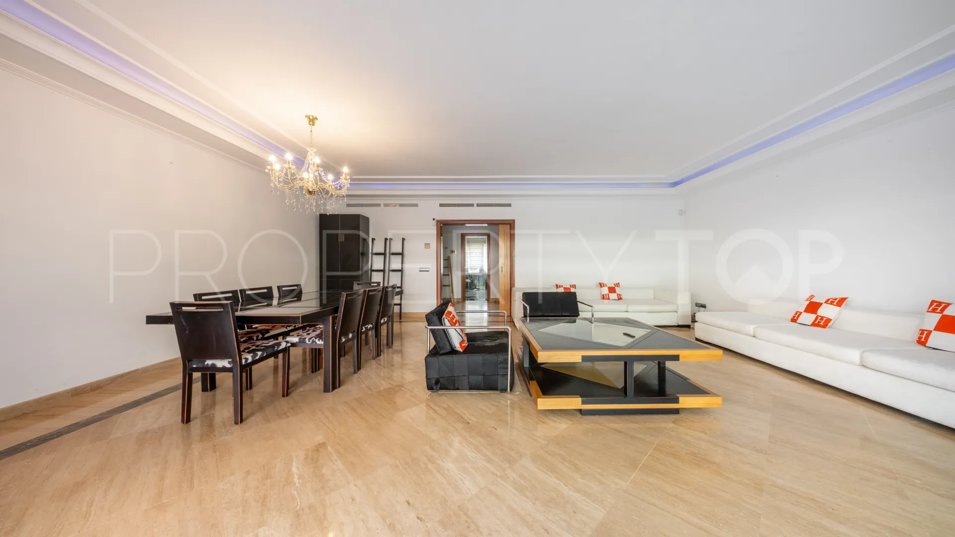 El Embrujo Banús, apartamento planta baja en venta de 3 dormitorios