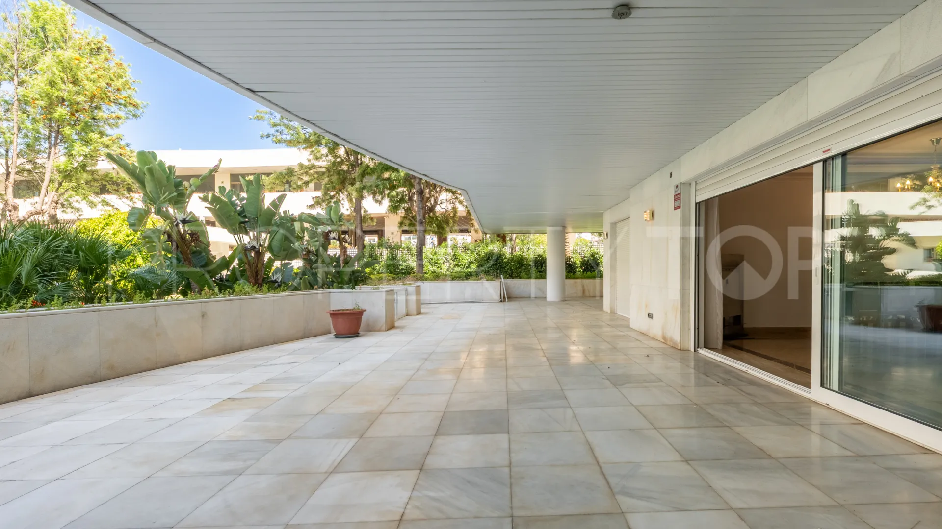 El Embrujo Banús, apartamento planta baja en venta de 3 dormitorios
