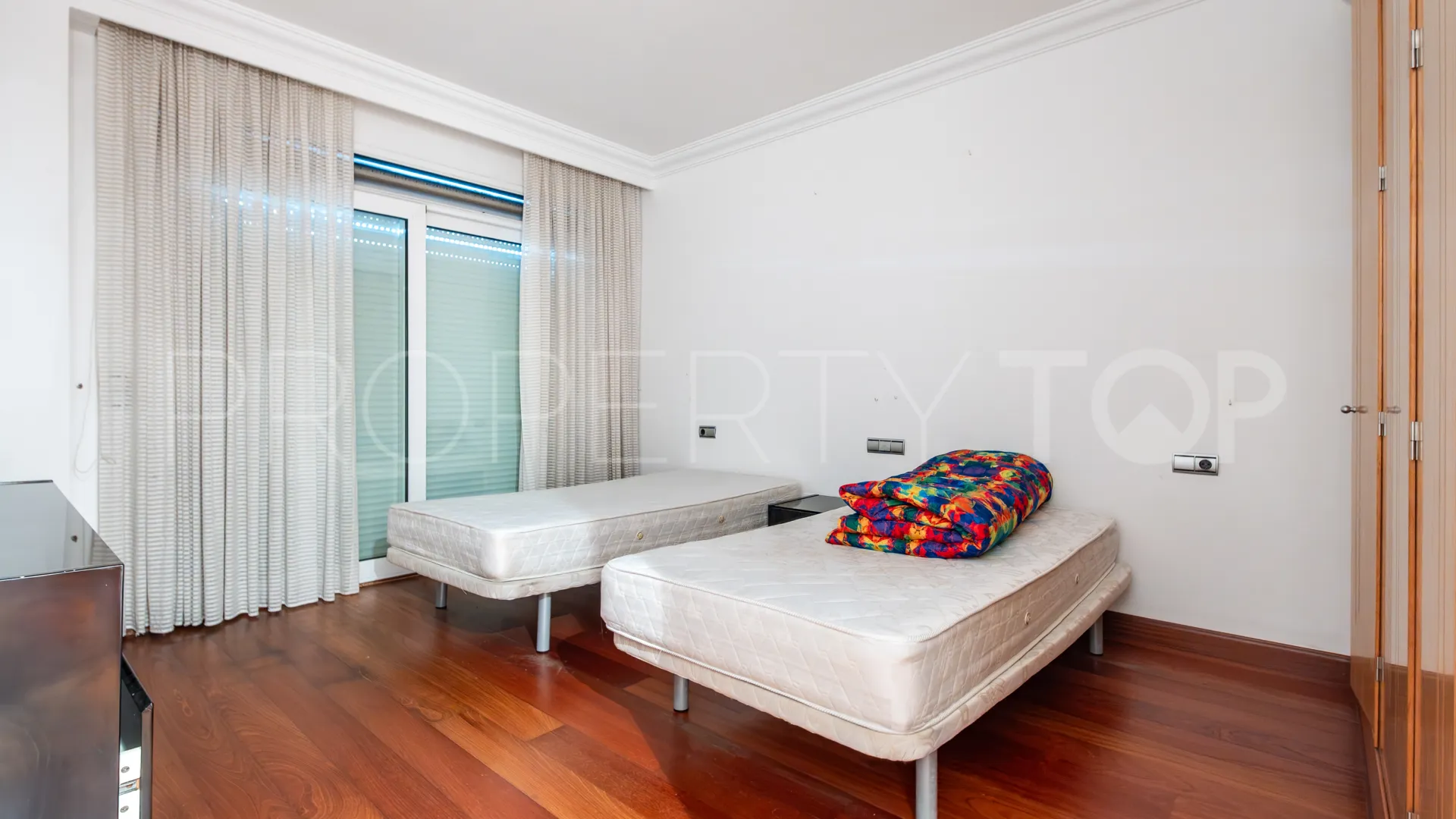El Embrujo Banús, apartamento planta baja en venta de 3 dormitorios