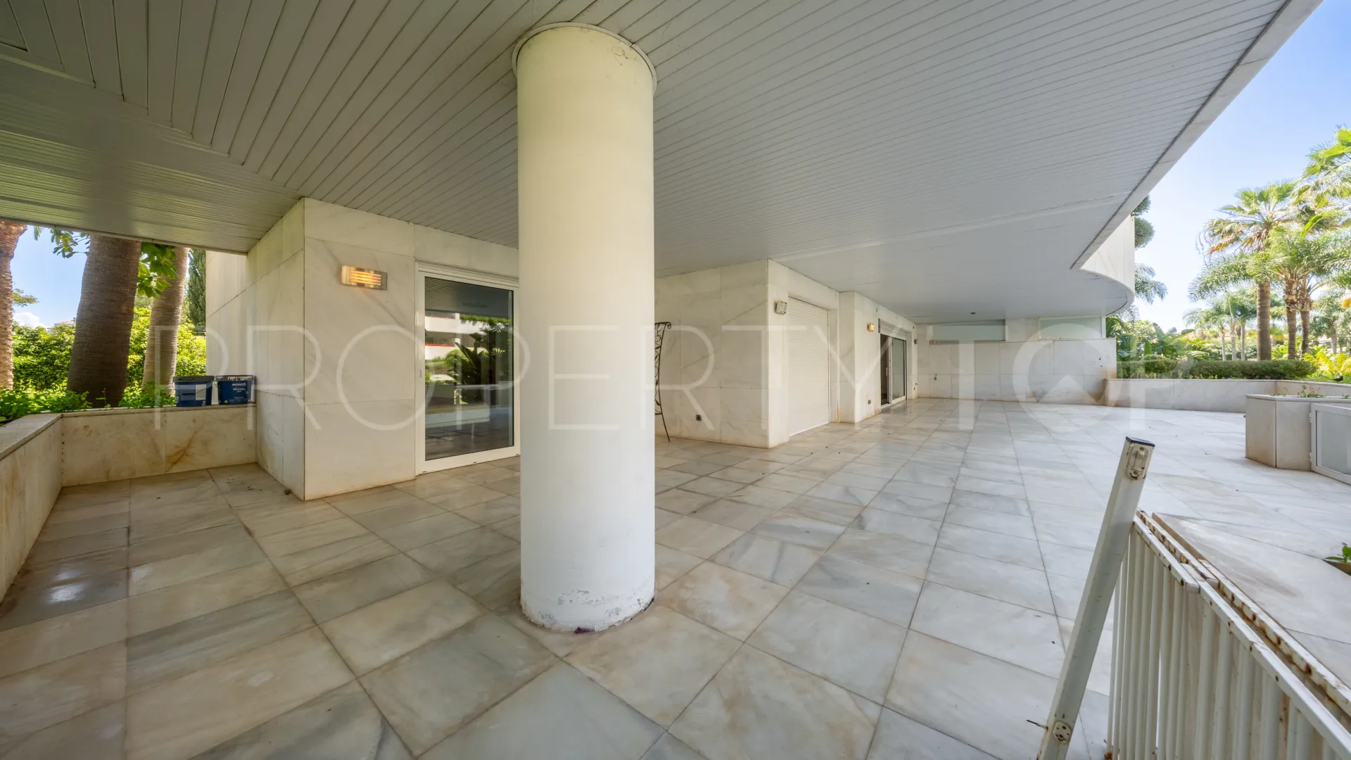El Embrujo Banús, apartamento planta baja en venta de 3 dormitorios