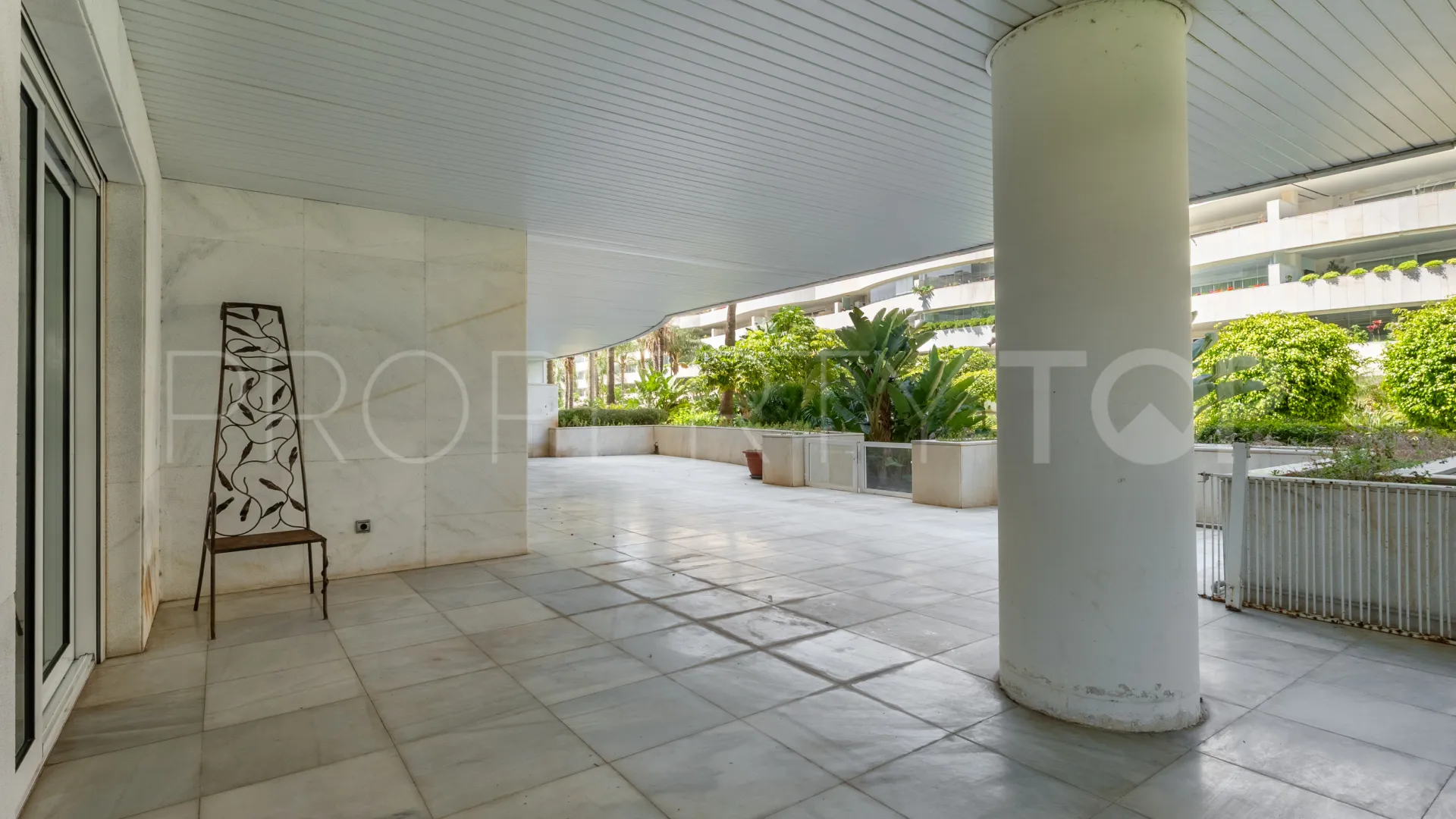 El Embrujo Banús, apartamento planta baja en venta de 3 dormitorios