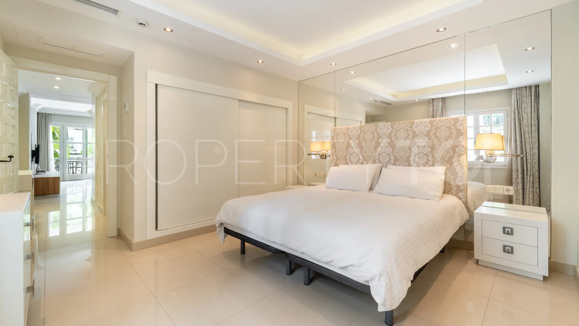 Hotel Puente Romano apartment for sale