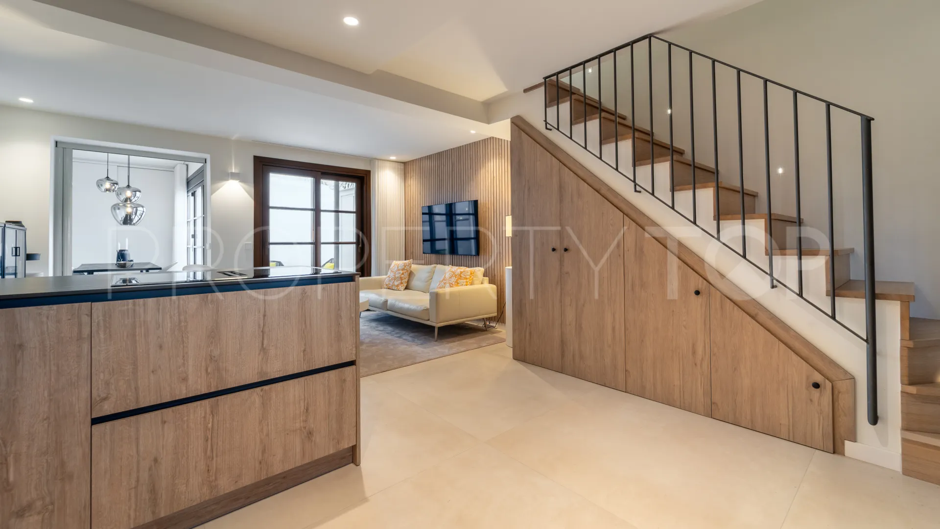 Buy 2 bedrooms town house in Lomas Pueblo