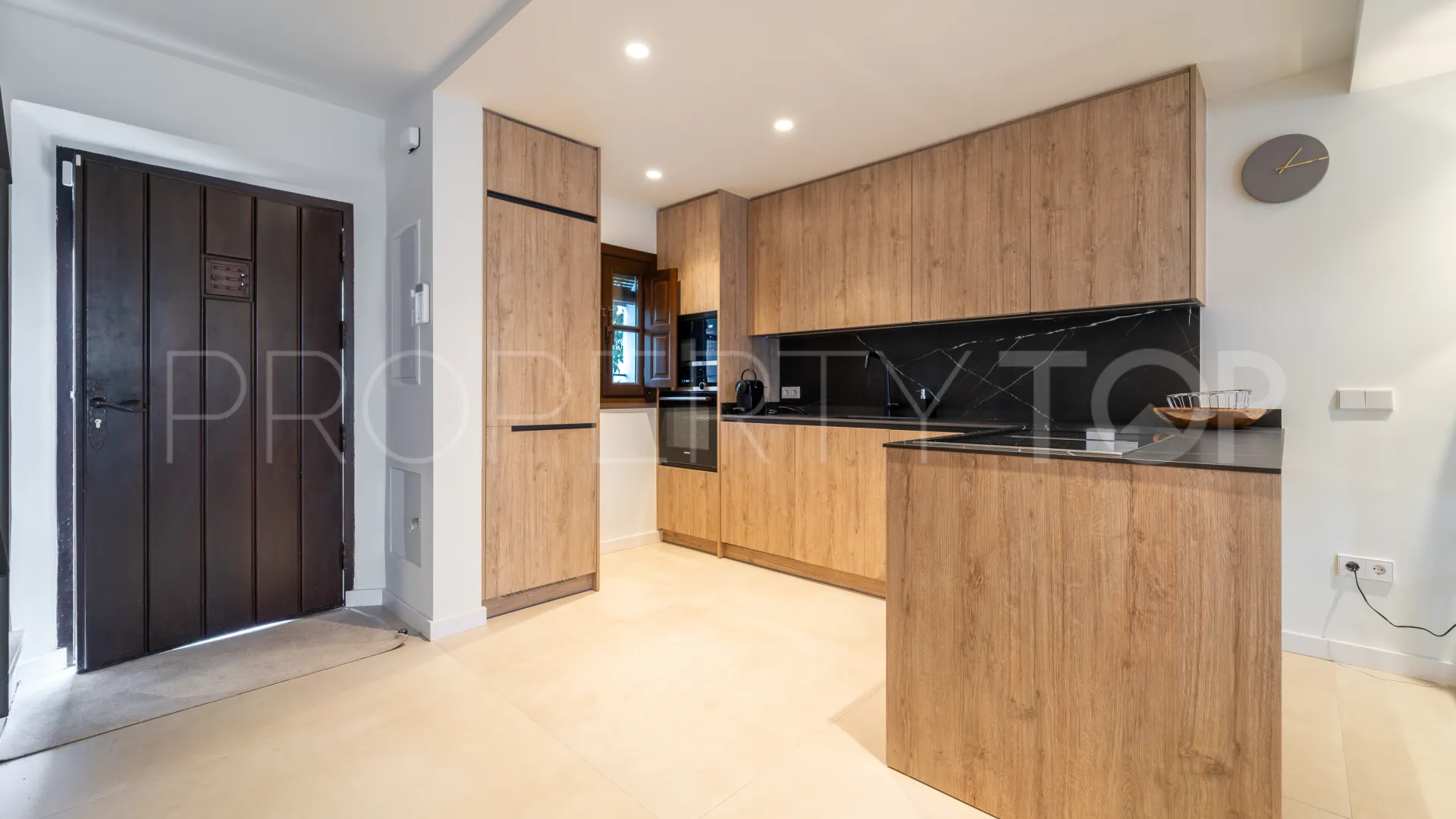 Buy 2 bedrooms town house in Lomas Pueblo